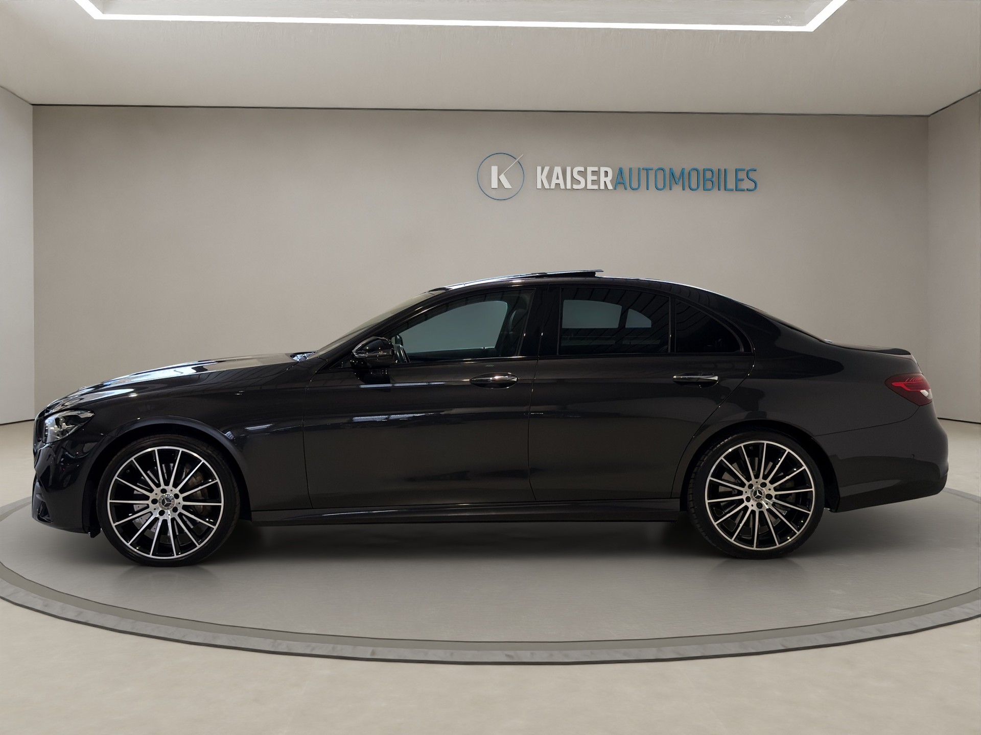 MERCEDES-BENZ E 450 AMG Line 4Matic 9G-Tronic-image-6
