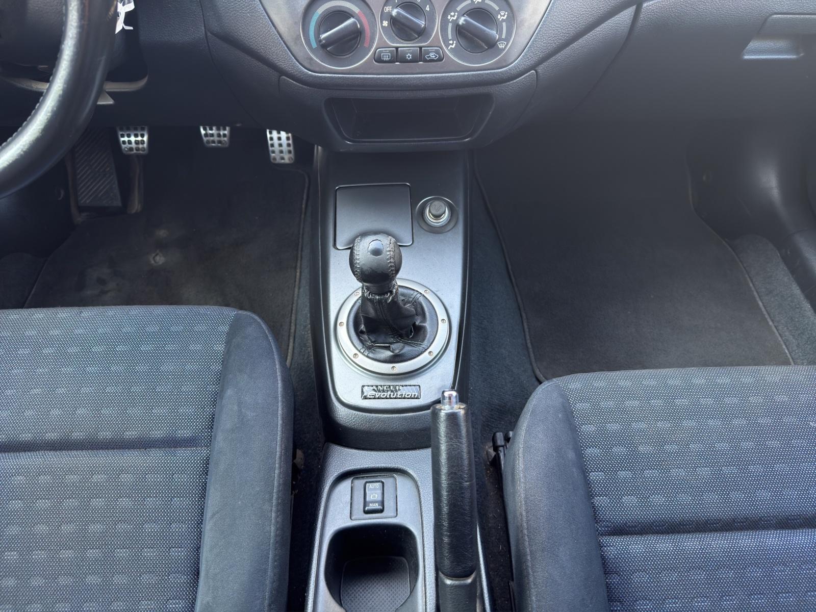 MITSUBISHI Lancer 2.0 T 16V EVO-VllI Sport-image-10