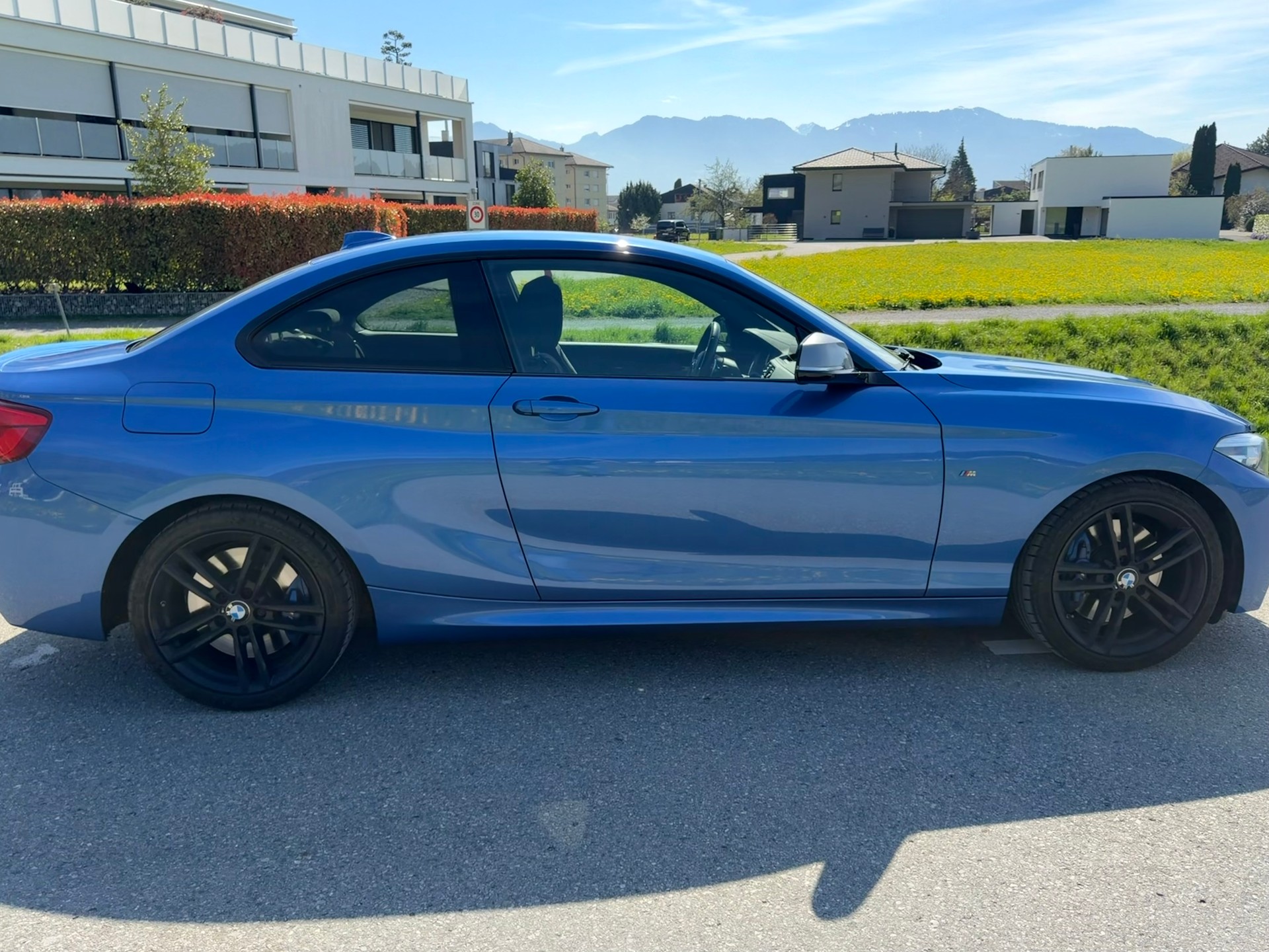 BMW M240i-image-5