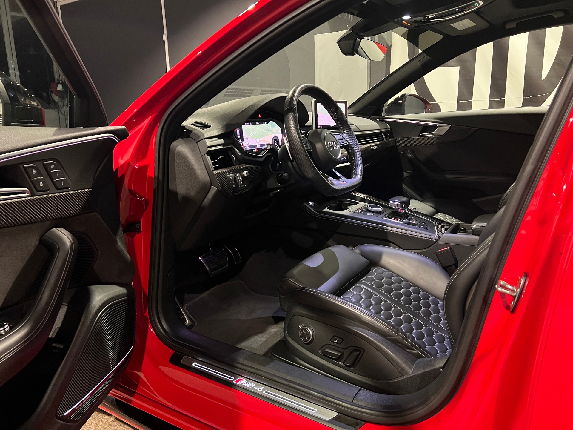 AUDI RS4 Avant ABT-Tuning 2.9 TFSI quattro tiptronic-image-11
