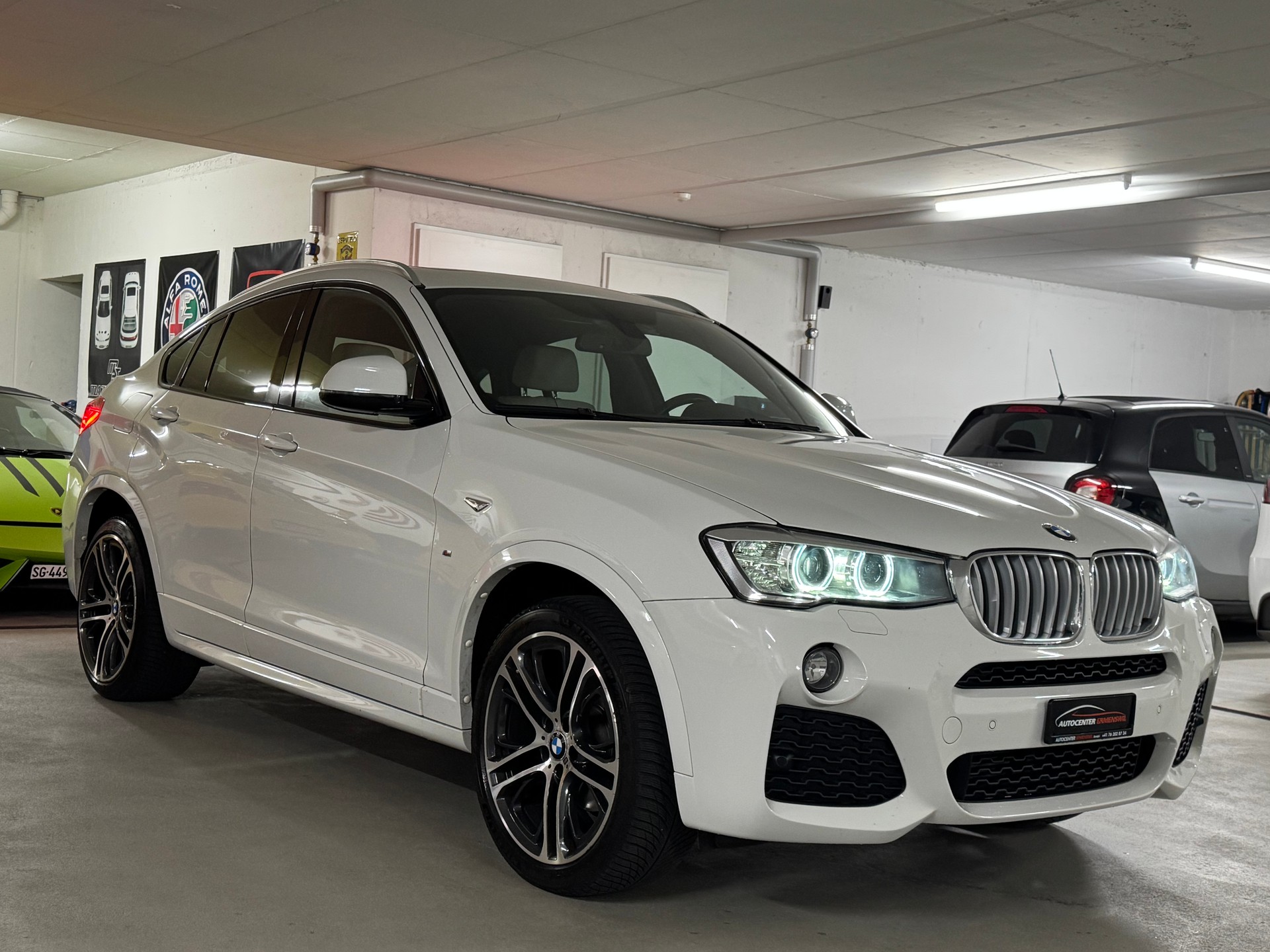 BMW X4 xDrive 28i xLine M-Paket Steptronic mit AHK-image-2