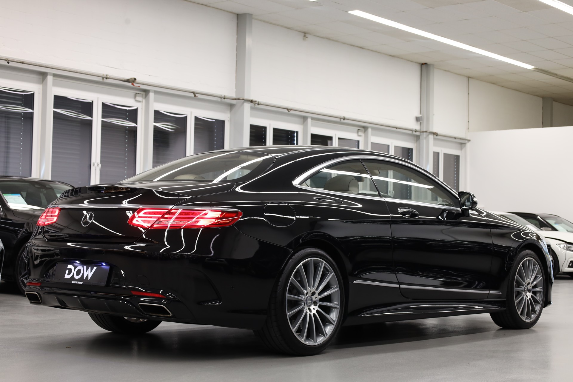 MERCEDES-BENZ S 500 V8 Coupé-image-6