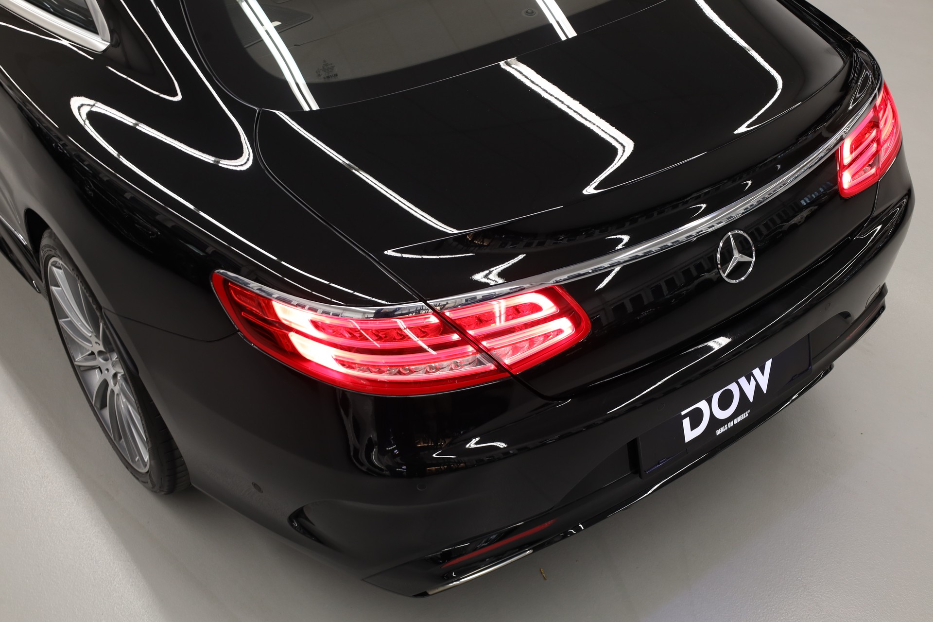 MERCEDES-BENZ S 500 V8 Coupé-image-8