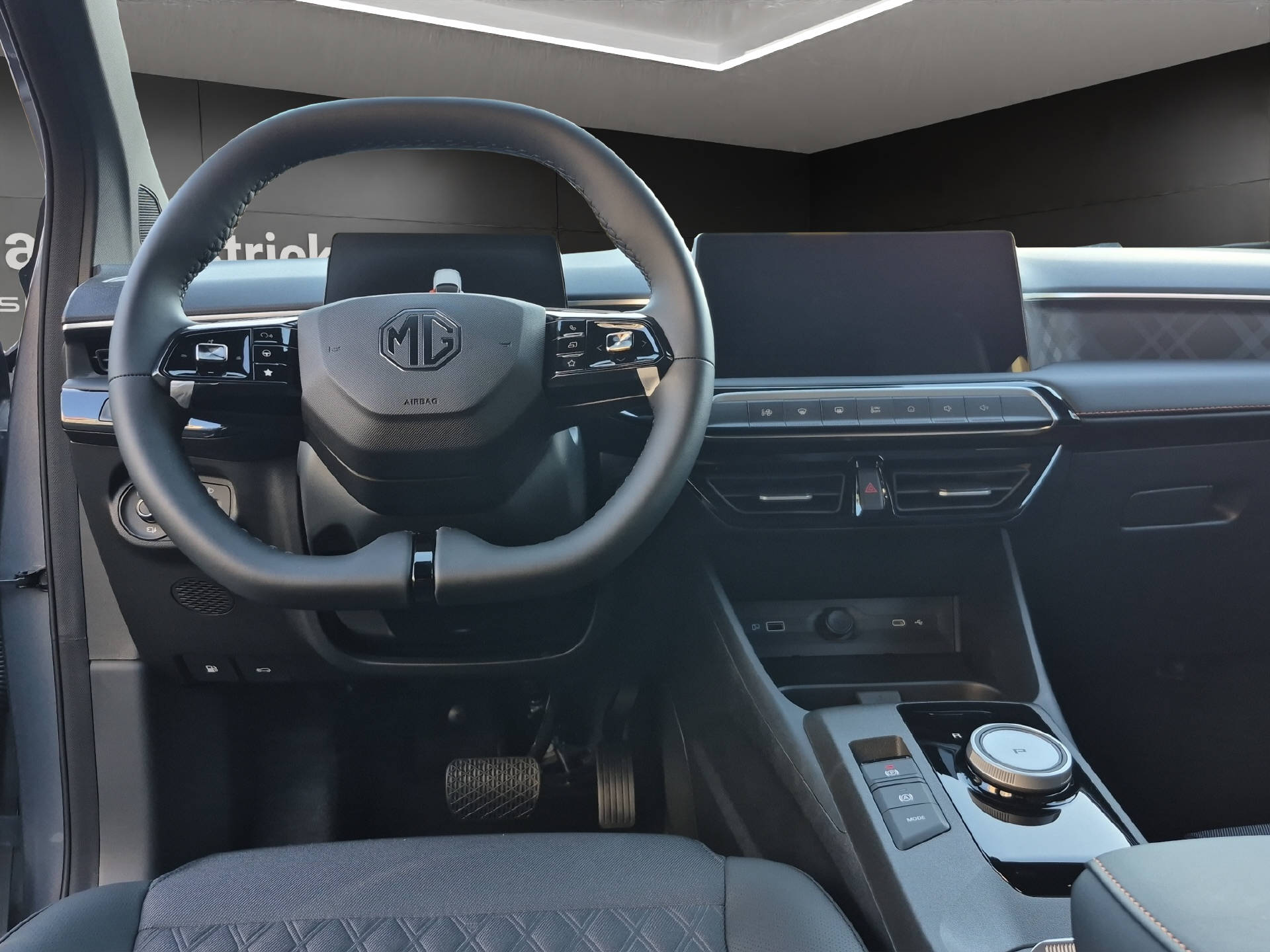 MG 3 1.5 Hybrid Luxury-image-10
