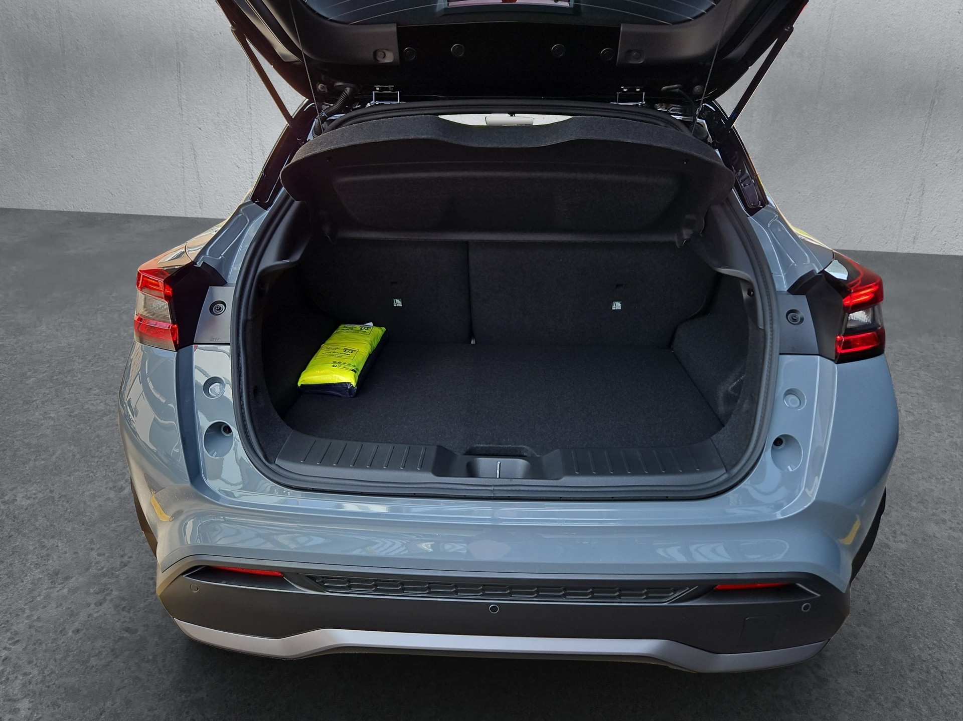 NISSAN Juke 1.6 FHEV N-Design-image-22