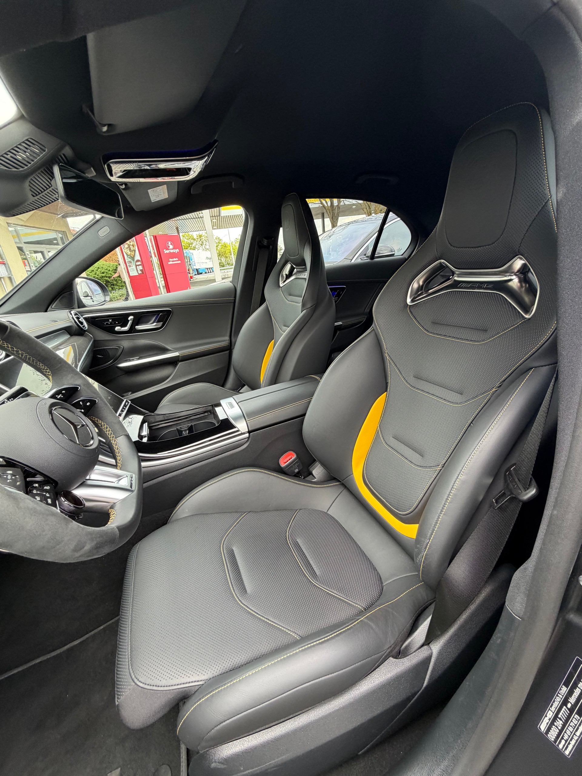 MERCEDES-BENZ C 63 S AMG E Performance 4 Matic Executive Edition-image-9