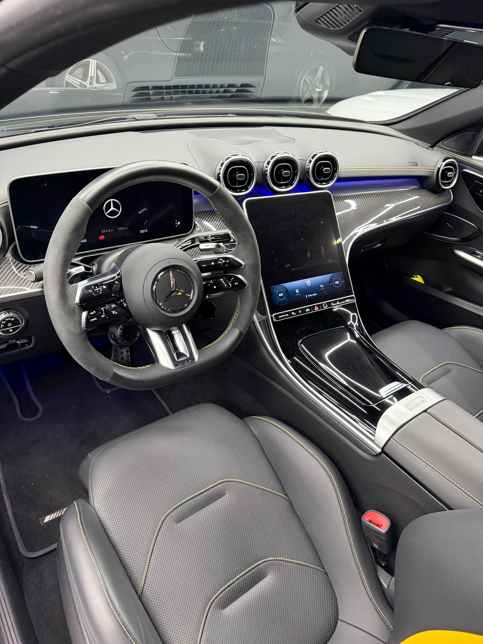 MERCEDES-BENZ C 63 S AMG E Performance 4 Matic Executive Edition-image-6