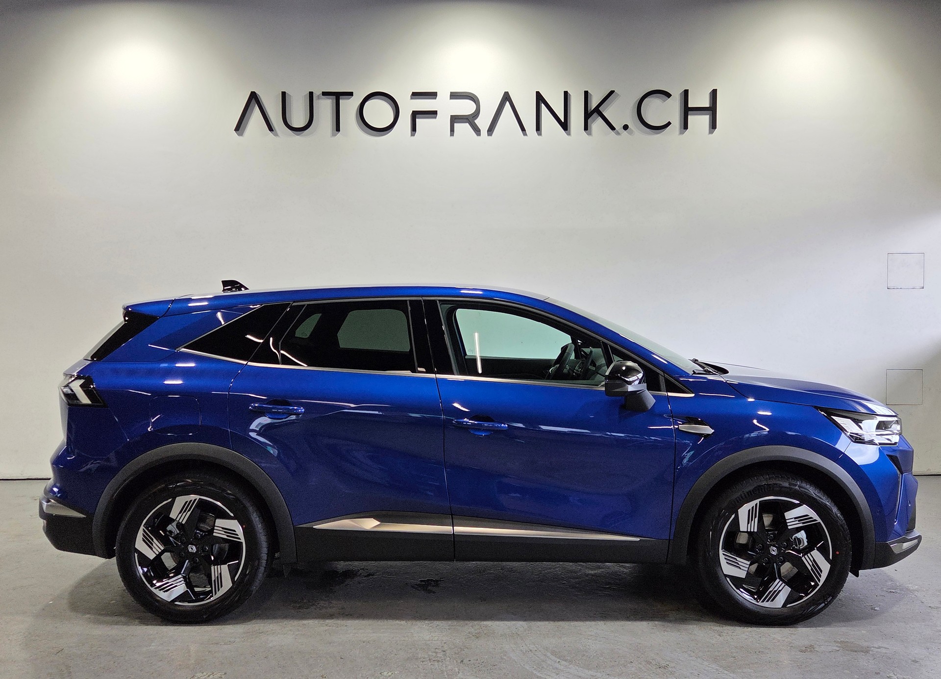 RENAULT Symbioz 1.8 E-Tech techno-showroom-element-1