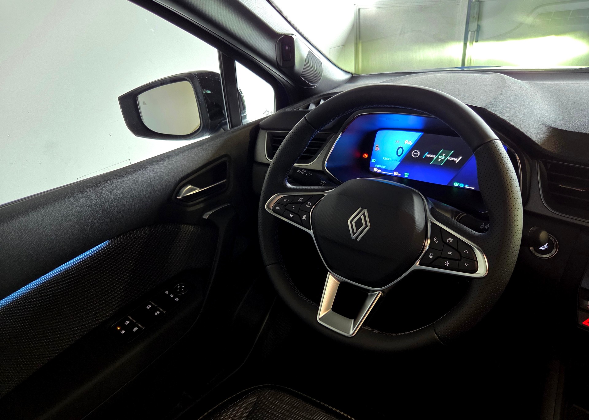 RENAULT Symbioz 1.8 E-Tech techno-image-16