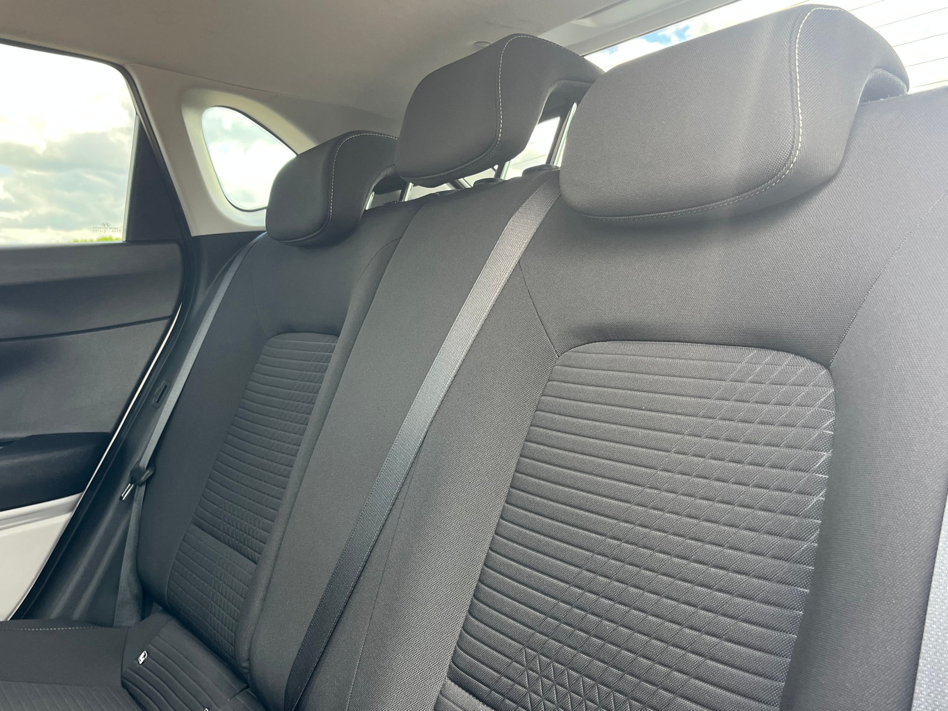 HYUNDAI i20 1.0 T-GDi Amplia DCT-image-13