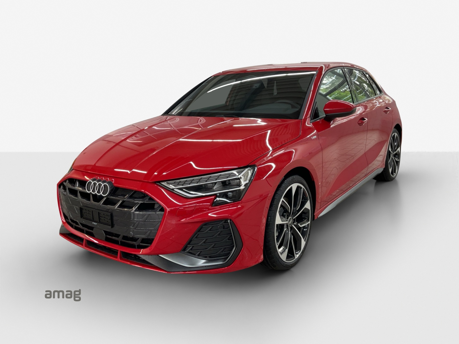 AUDI A3 Sportback TFSI 110 kW S line Attraction S tronic