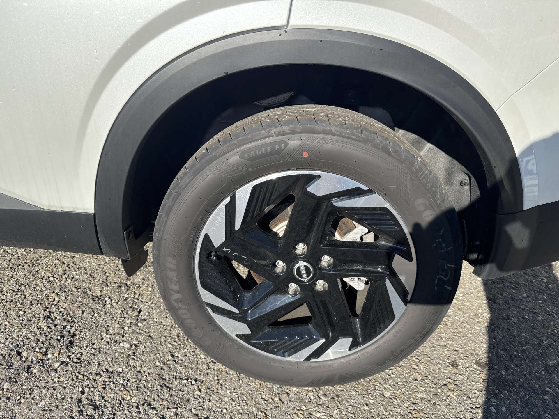 NISSAN Qashqai 1.3 DIG-T MHEV N-Connecta Xtronic-Automat-image-9