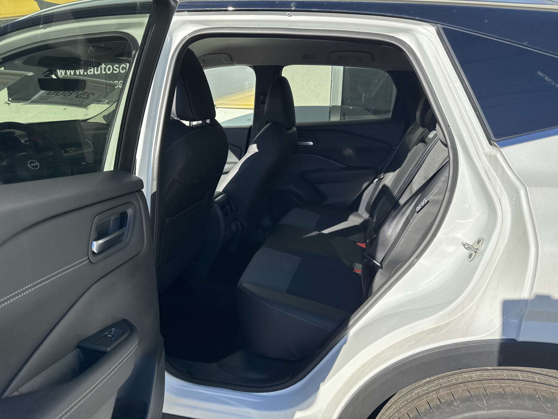 NISSAN Qashqai 1.3 DIG-T MHEV N-Connecta Xtronic-Automat-image-7