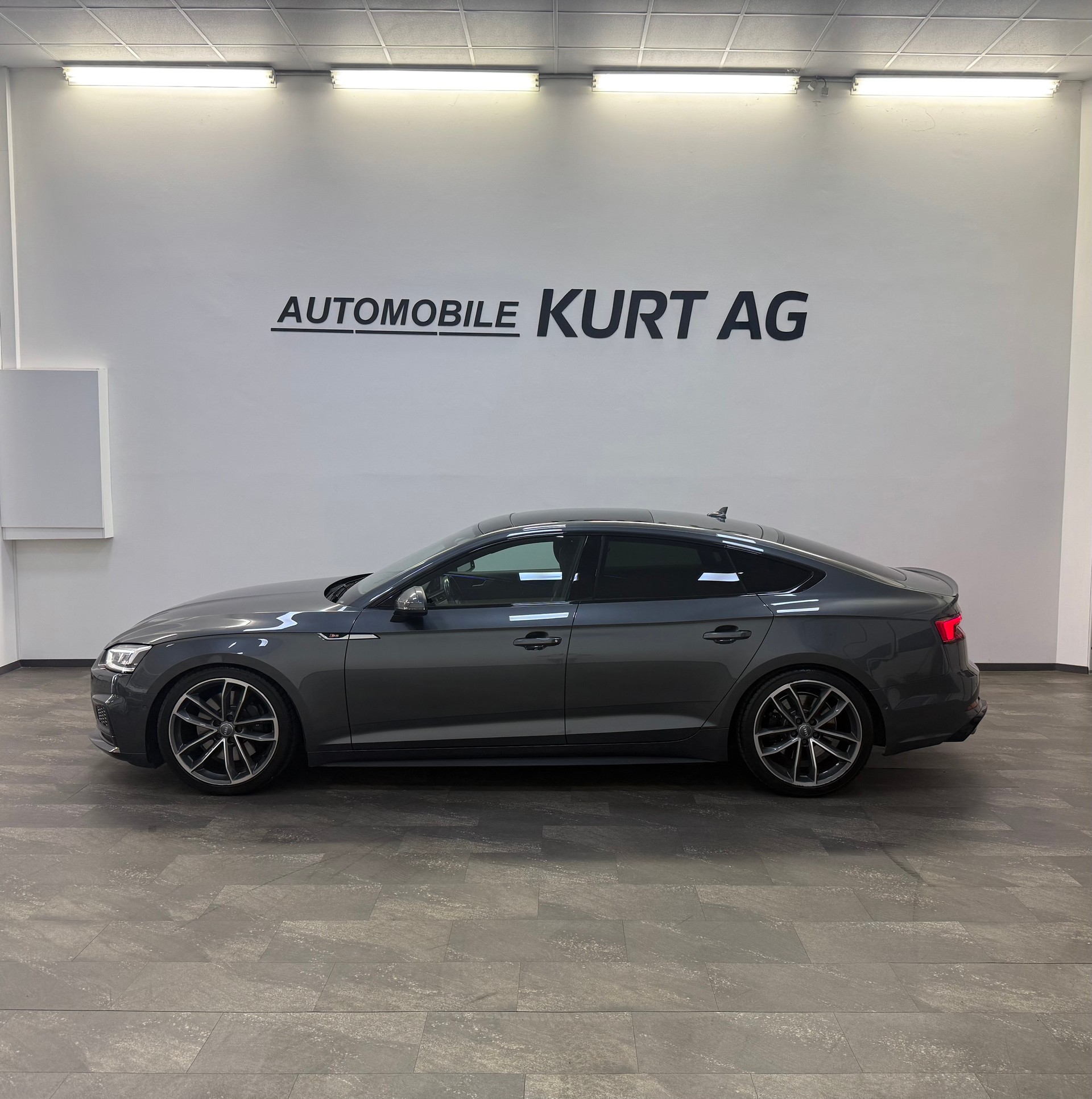 AUDI S5 Sportback 3.0 TFSI quattro tiptronic-showroom-element-3