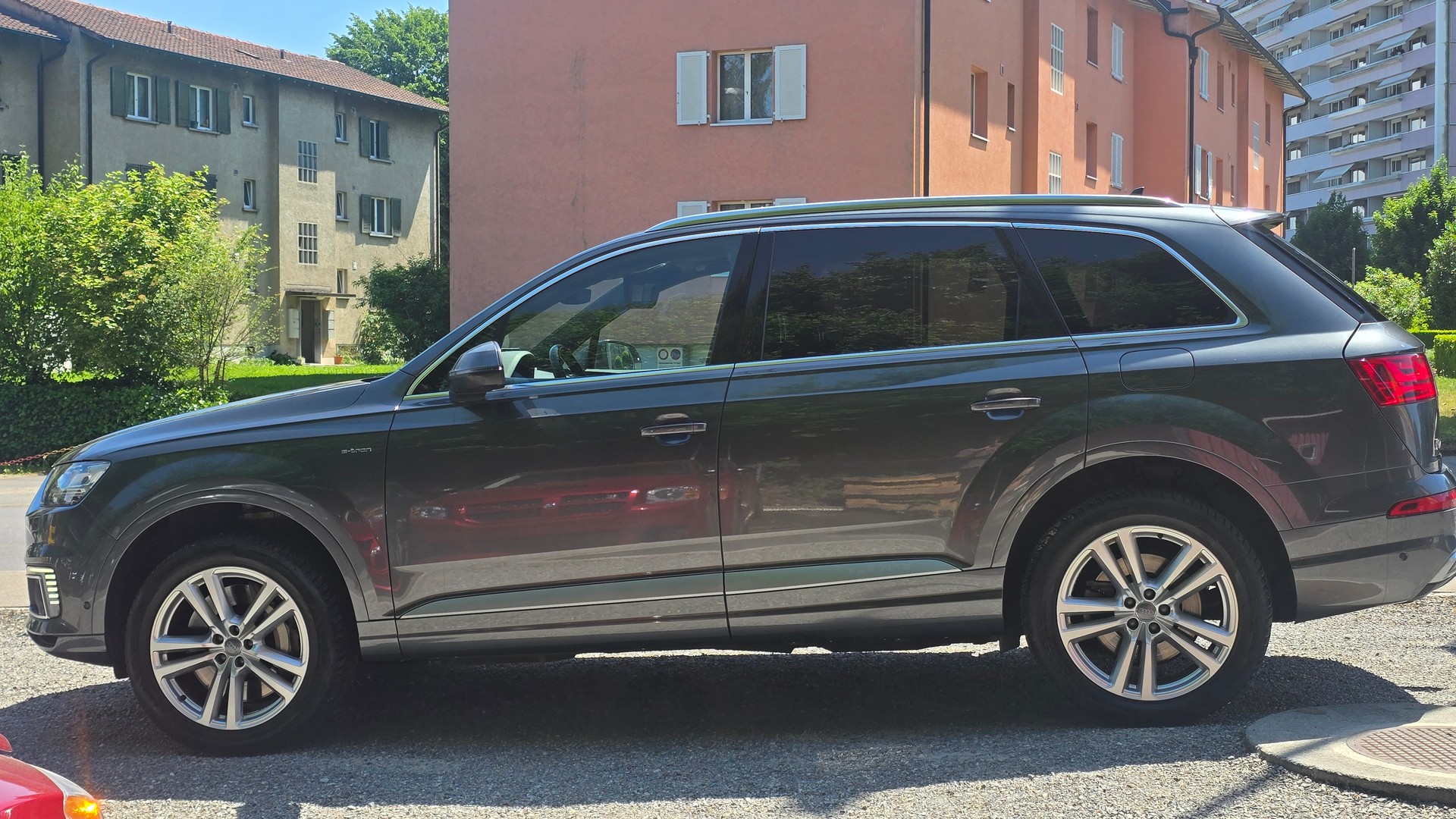 AUDI Q7 e-tron 3.0 TDI quattro tiptronic-showroom-element-2
