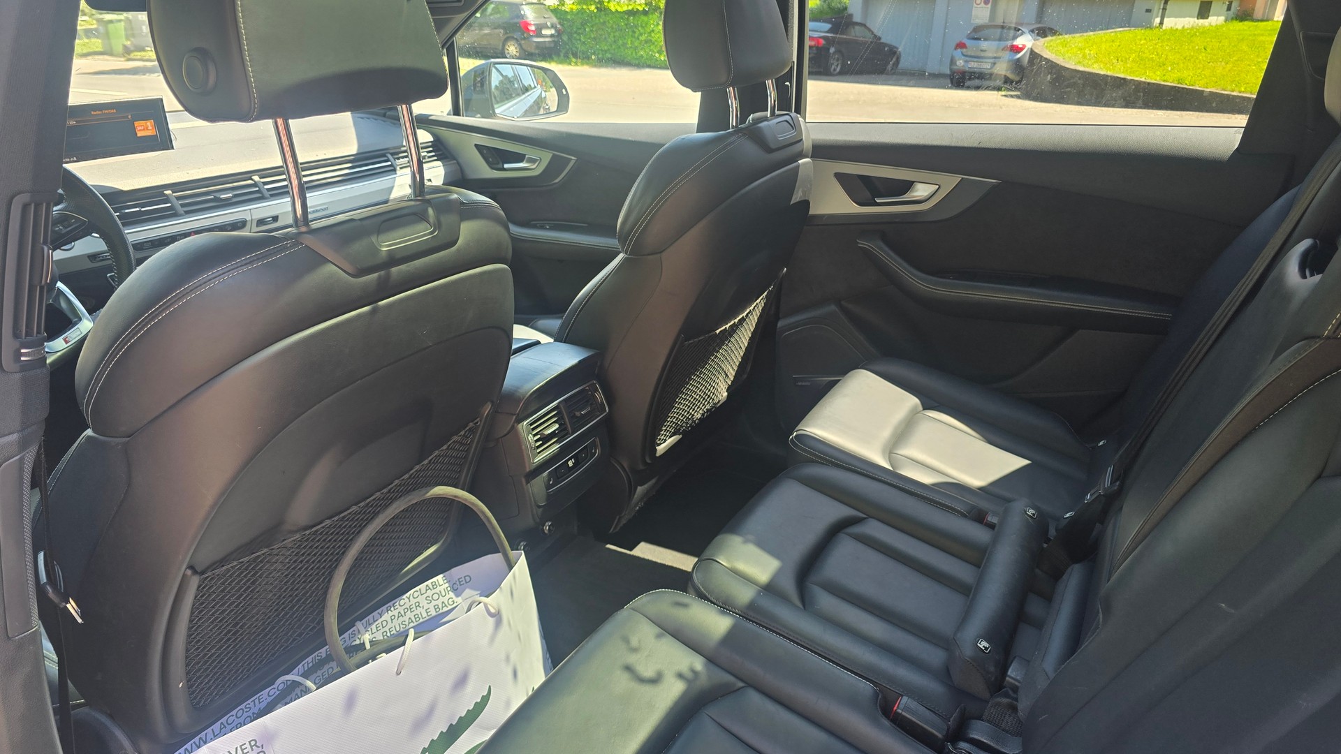 AUDI Q7 e-tron 3.0 TDI quattro tiptronic-image-9