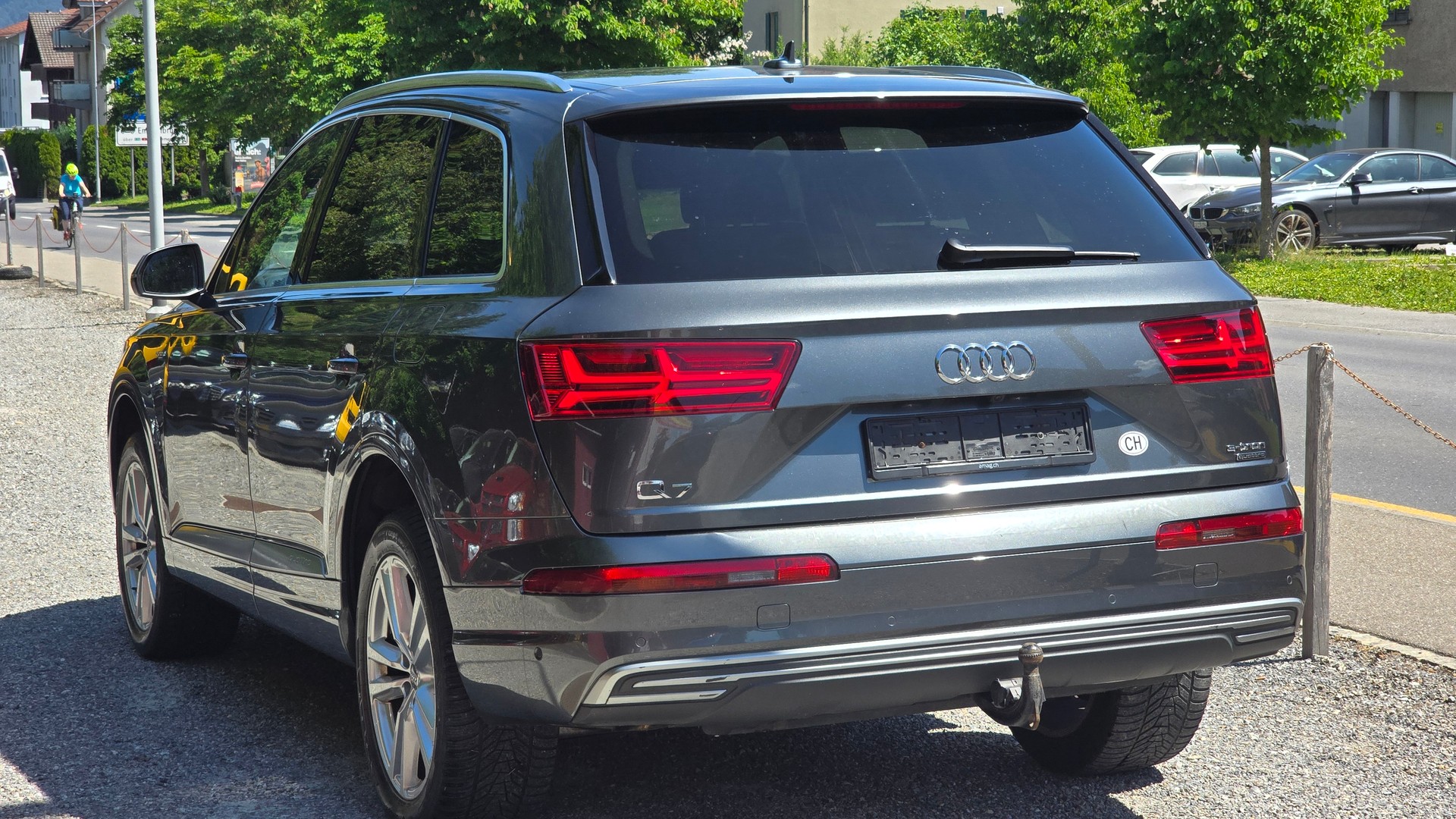 AUDI Q7 e-tron 3.0 TDI quattro tiptronic-showroom-element-3