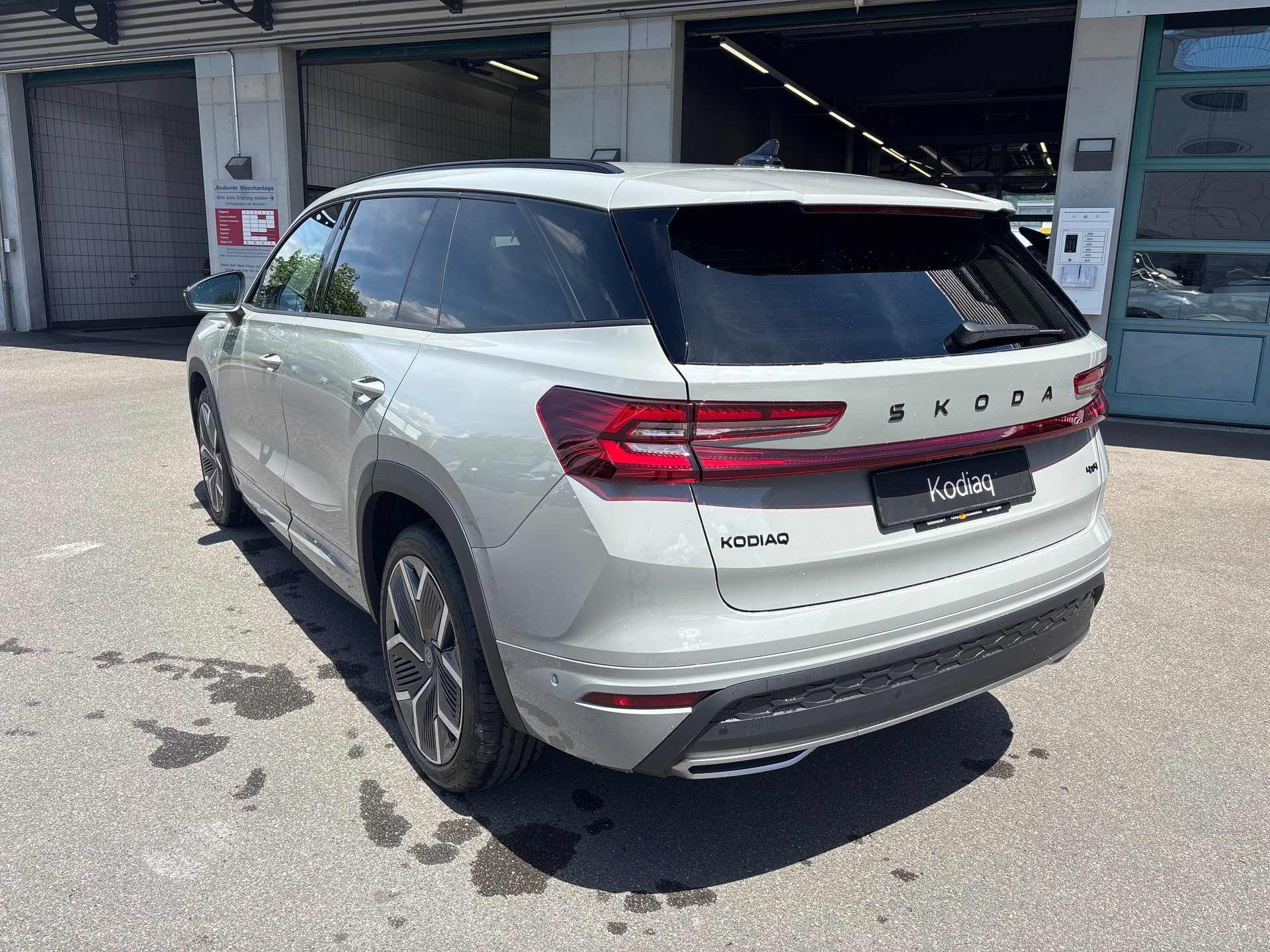 SKODA Kodiaq 2.0 TSI Sportline 4x4-image-7