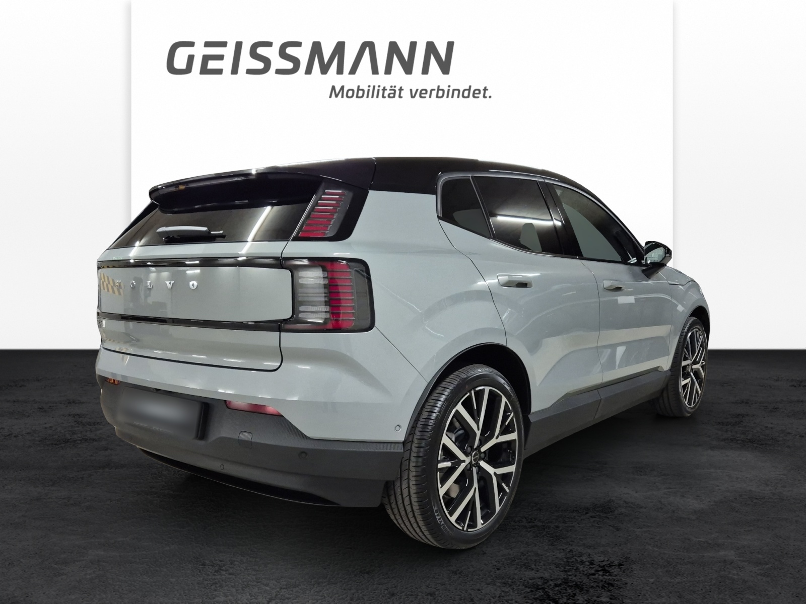 VOLVO EX30 E60 Twin Ultra Performance AWD-image-6