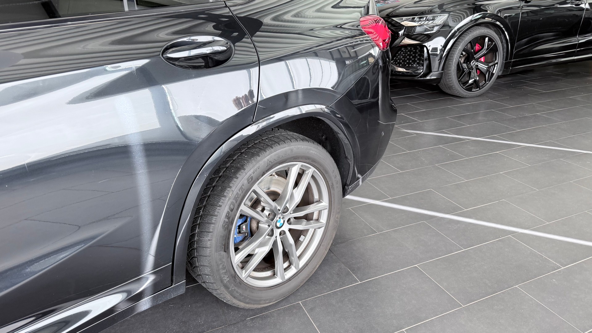 BMW X4 20d xDrive-image-15