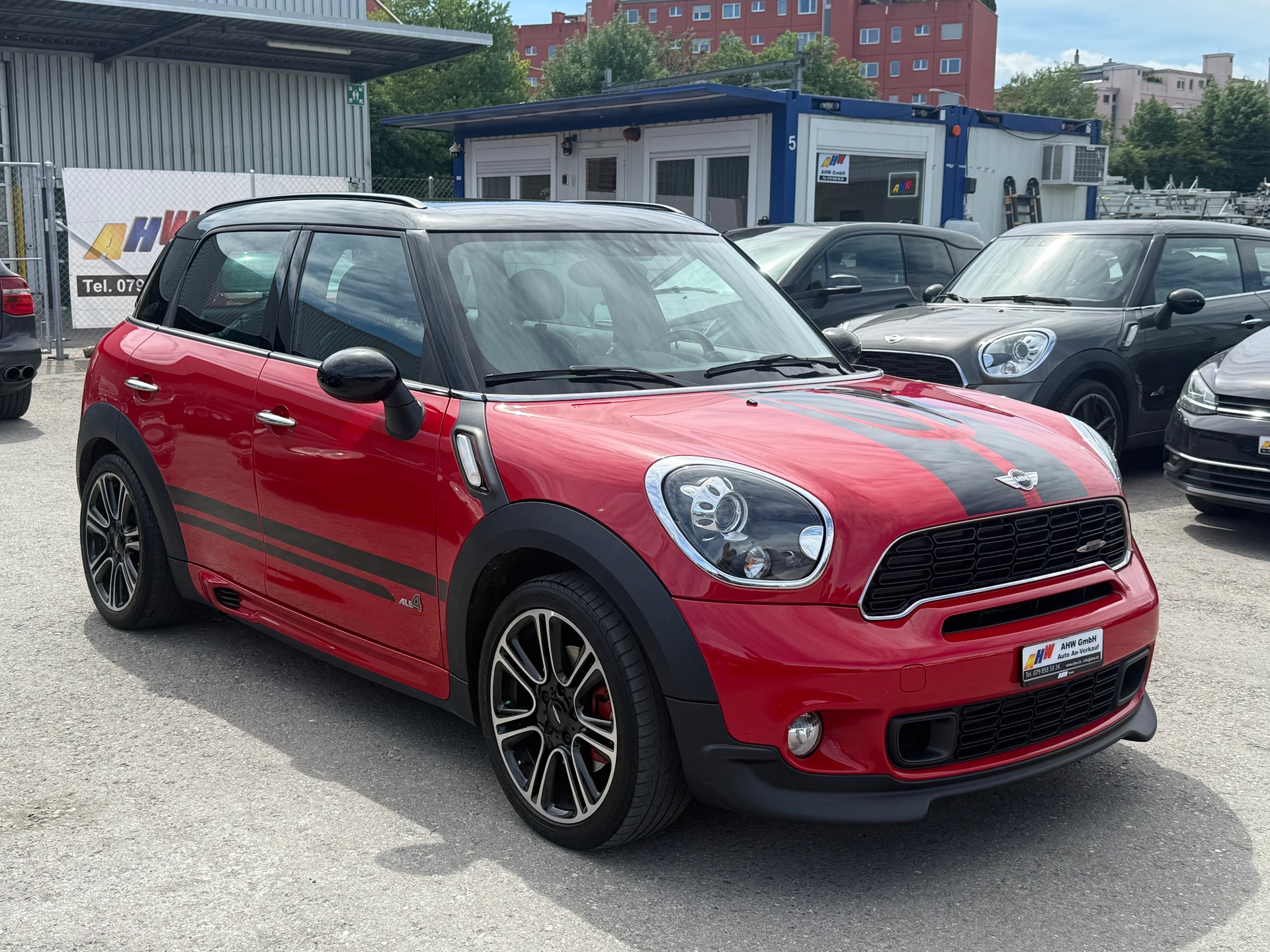 MINI Countryman John Cooper Works ALL4 Steptronic / Frisch ab MFK / harman/kardon / Navi / Leder / 8-fach Alu-image-2