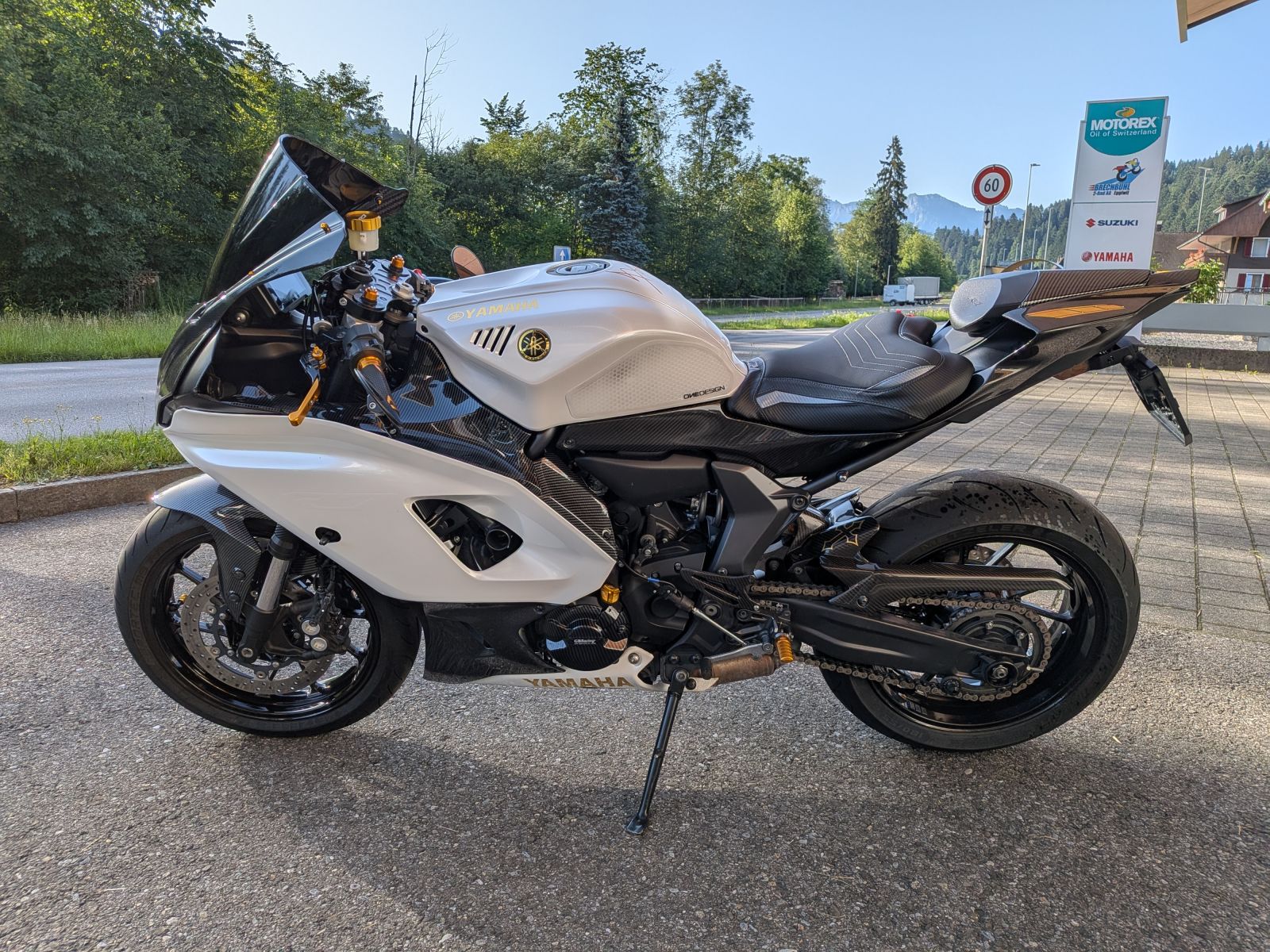 YAMAHA YZF-R7 (35kW)-image-3