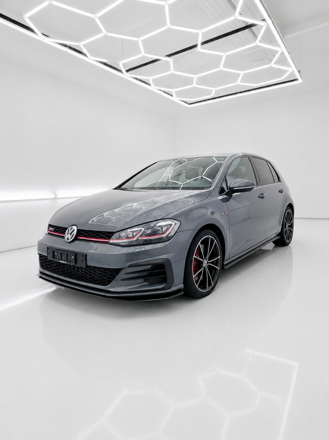 VW Golf 2.0 TSI GTI TCR DSG