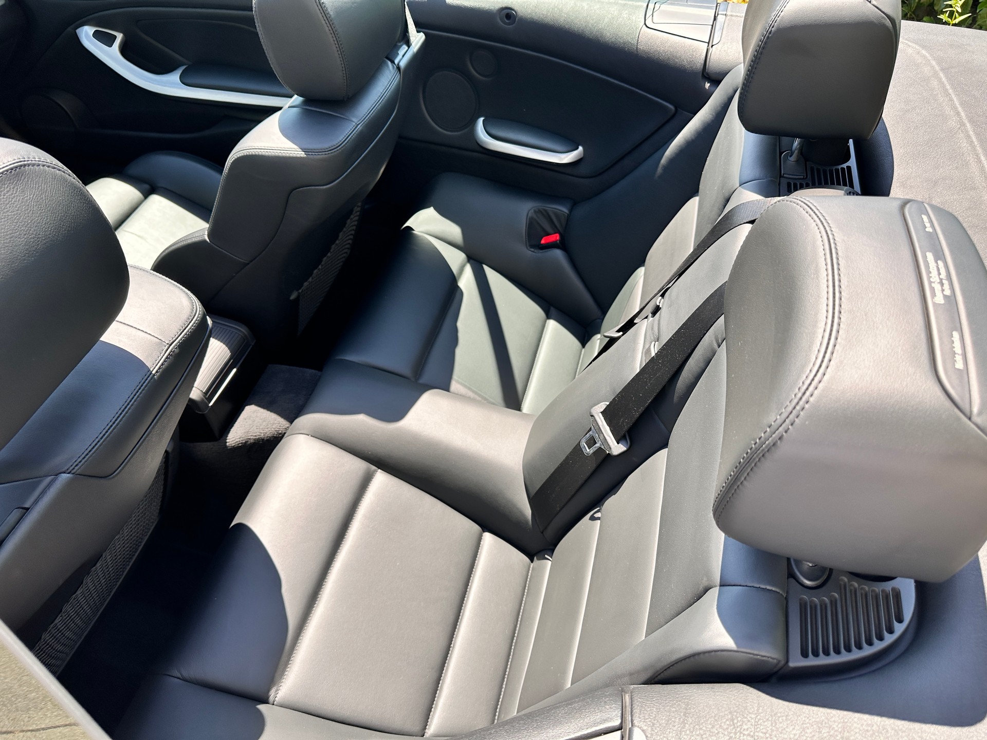 BMW M3 Cabriolet-image-9