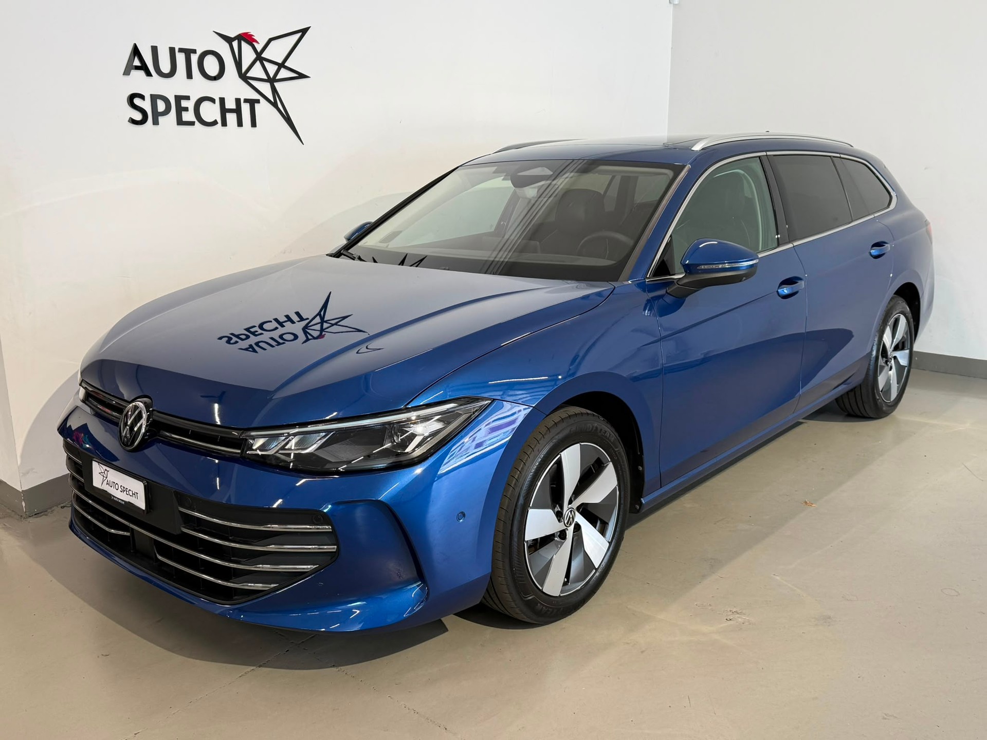 VW Passat Variant 2.0 TDI evo Business DSG-showroom-element-1