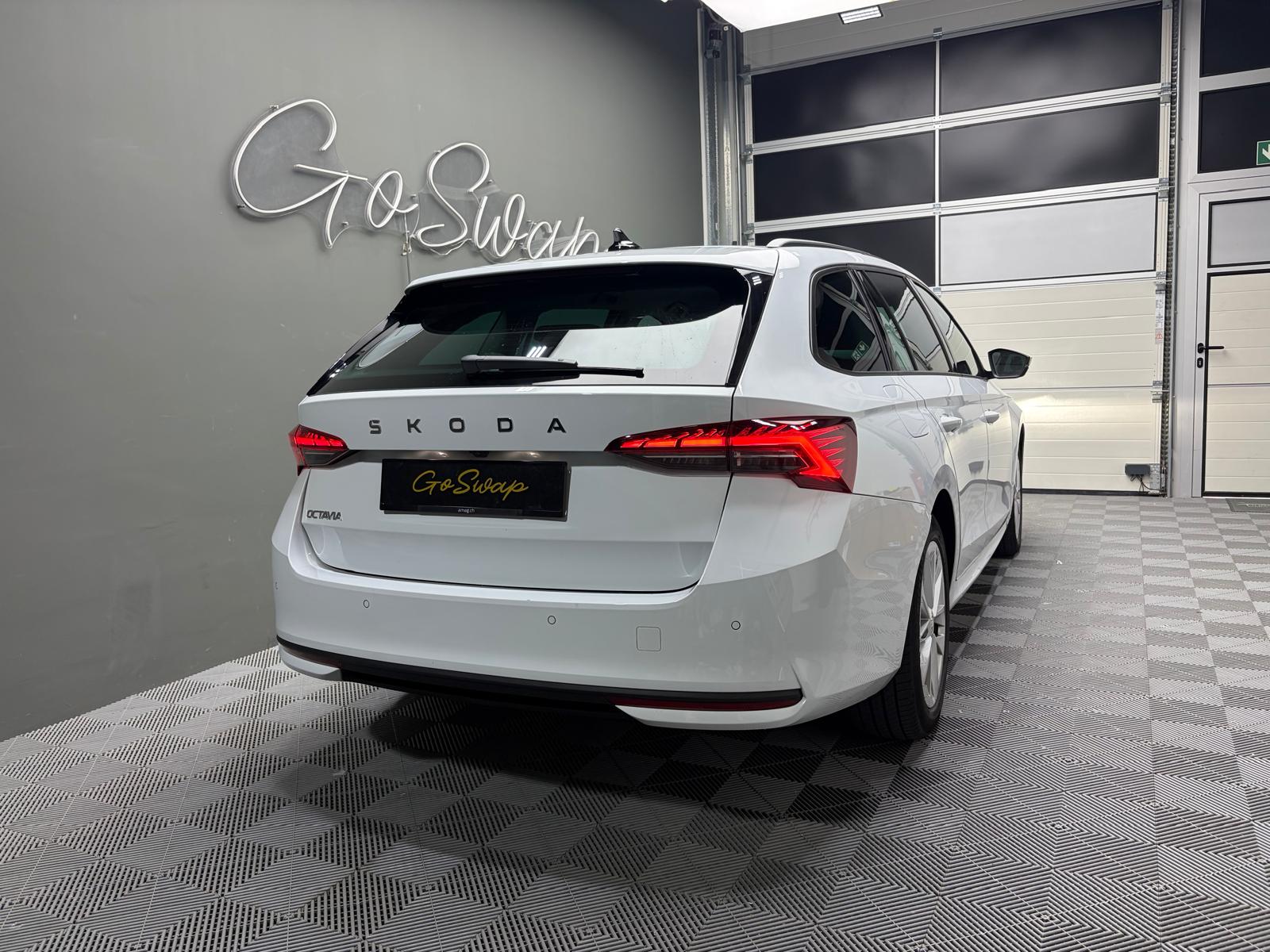 SKODA Octavia Combi 1.5 TSI mHEV DSG Selection-showroom-element-2