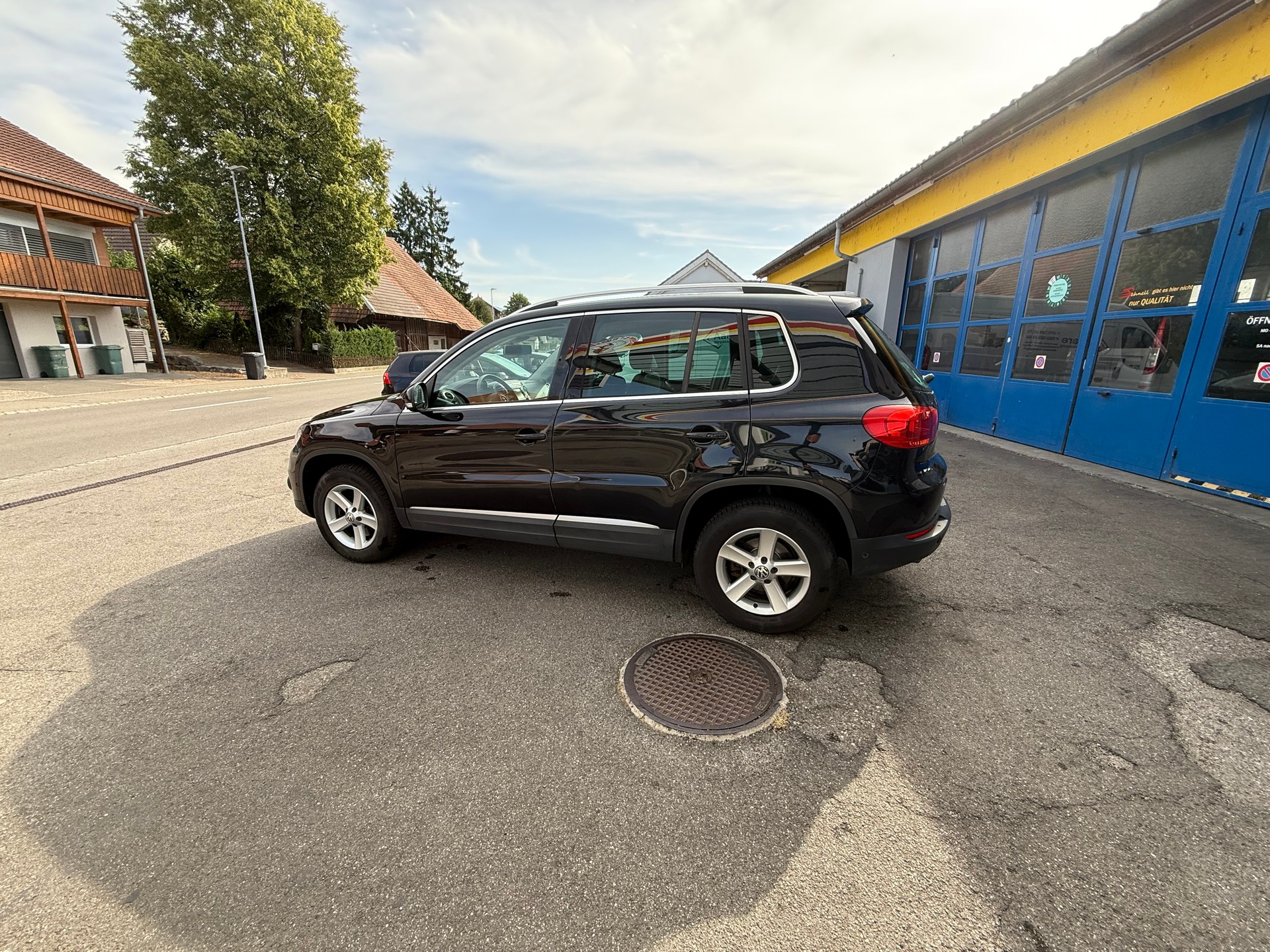 VW Tiguan 1.4 TSI Sport&Style 4Motion-image-5