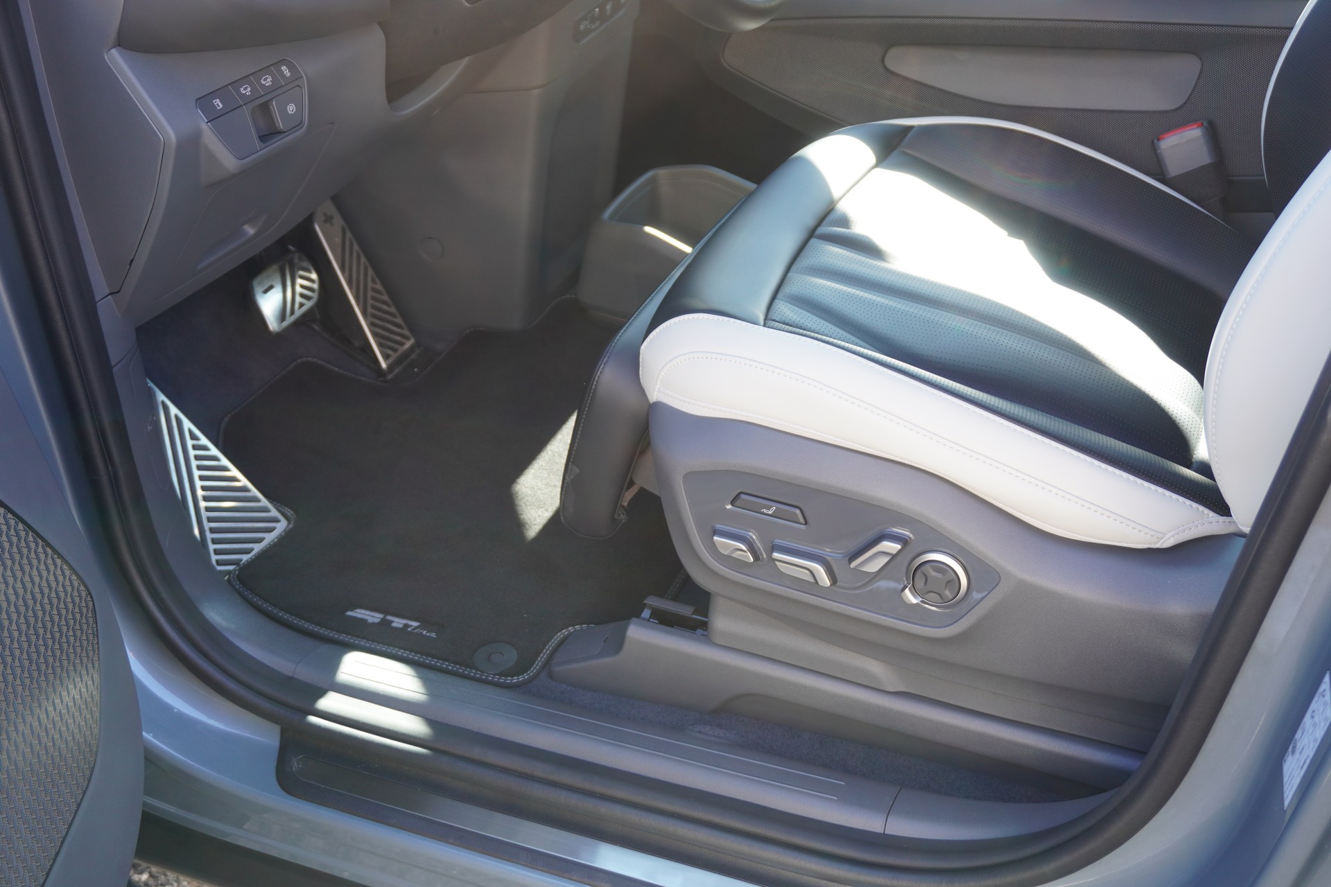 KIA EV9 99,8 kWh GT-Line 4x4-image-59