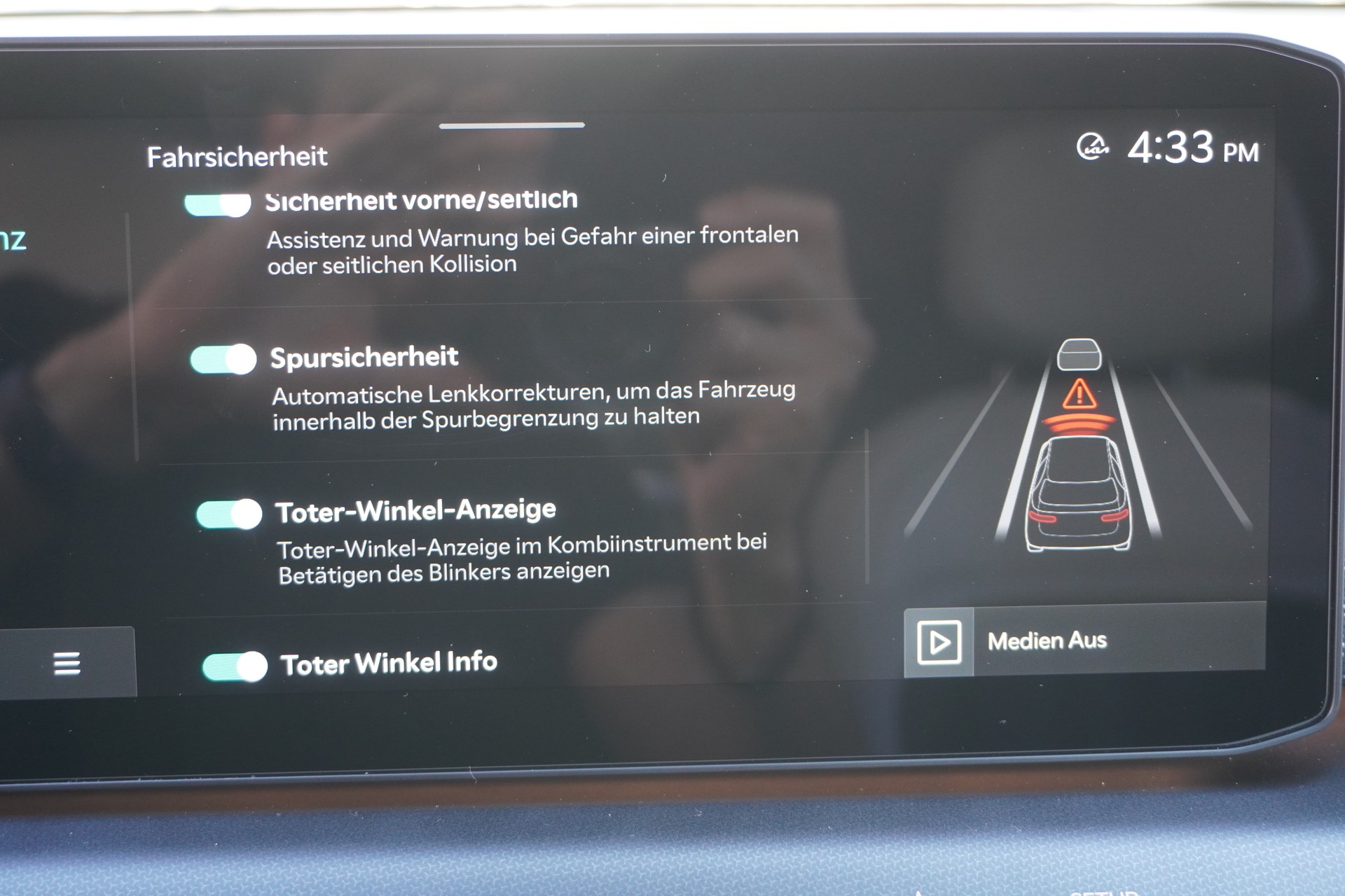 KIA EV9 99,8 kWh GT-Line 4x4-image-40