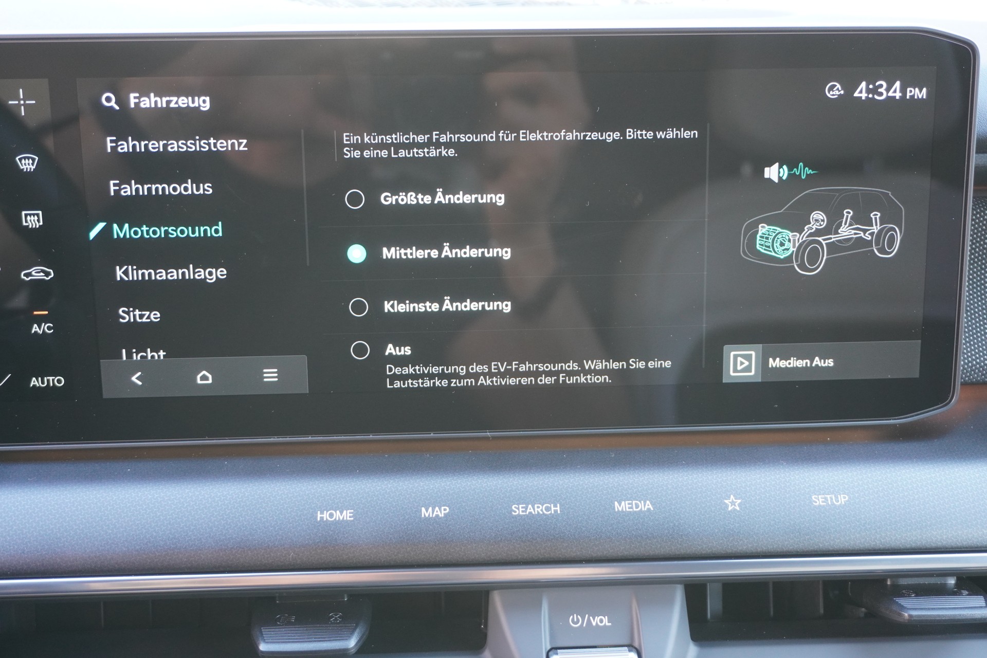 KIA EV9 99,8 kWh GT-Line 4x4-image-44