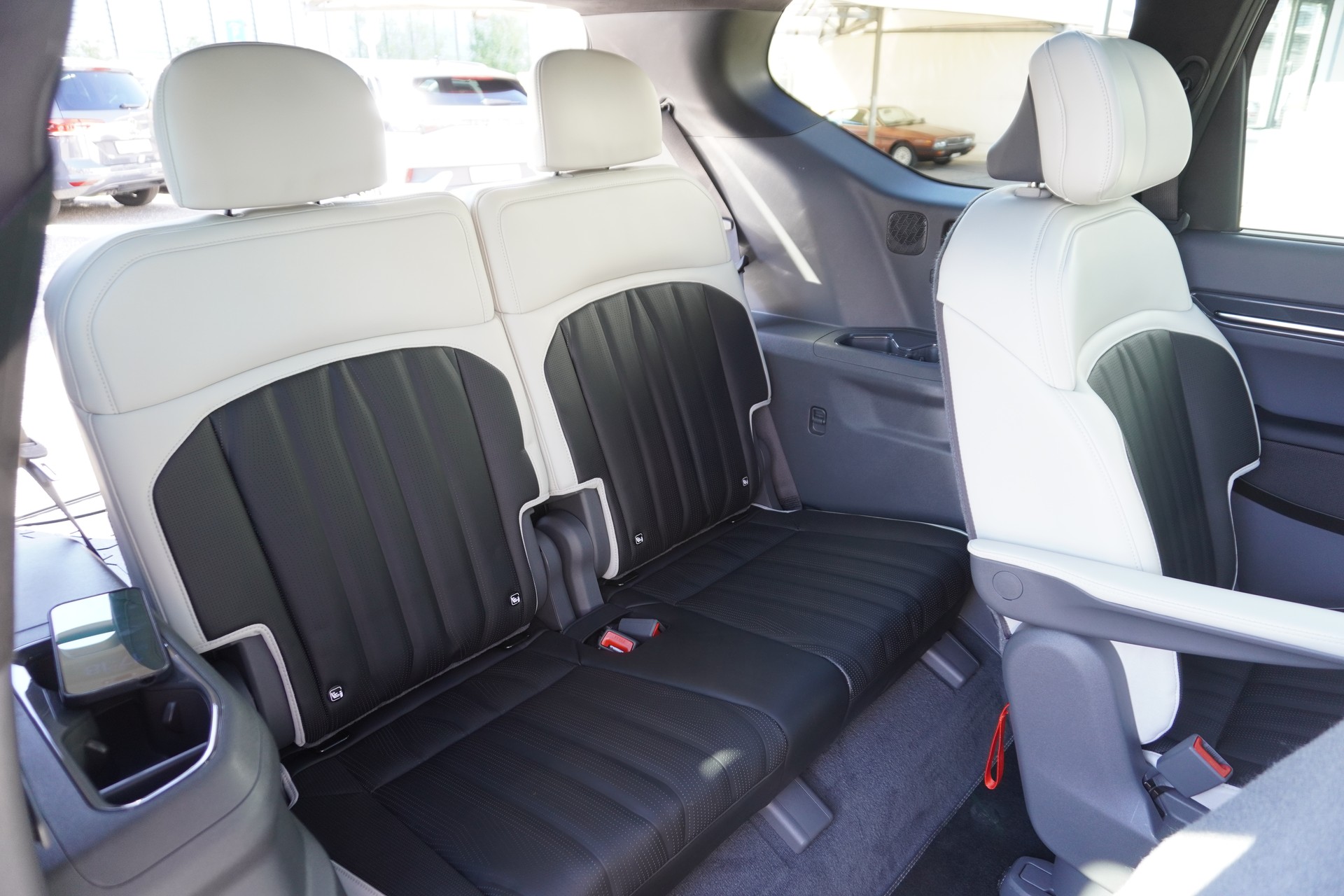 KIA EV9 99,8 kWh GT-Line 4x4-image-14