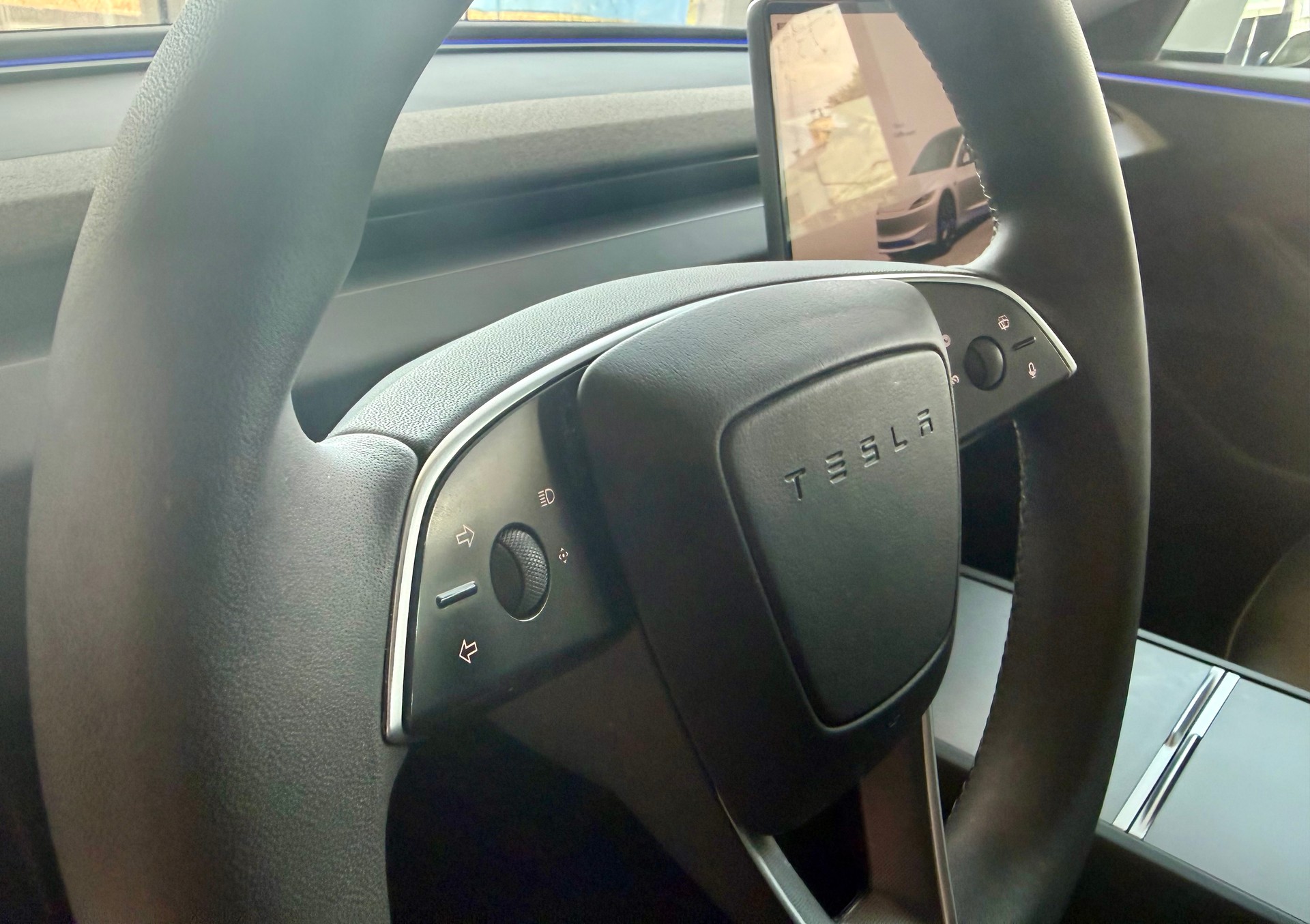 TESLA Model 3 Long Range Dual Motor AWD-image-11