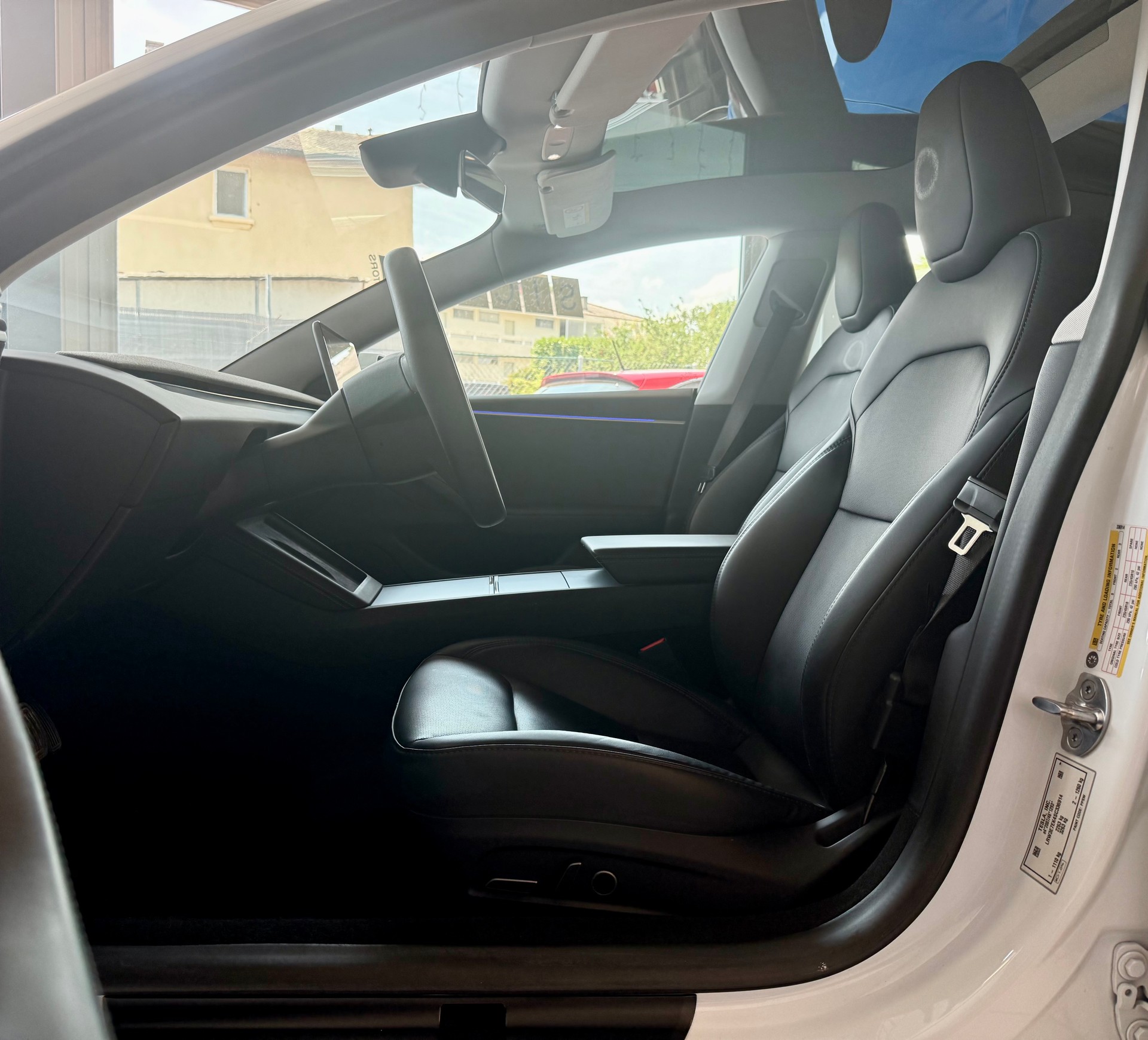 TESLA Model 3 Long Range Dual Motor AWD-image-8