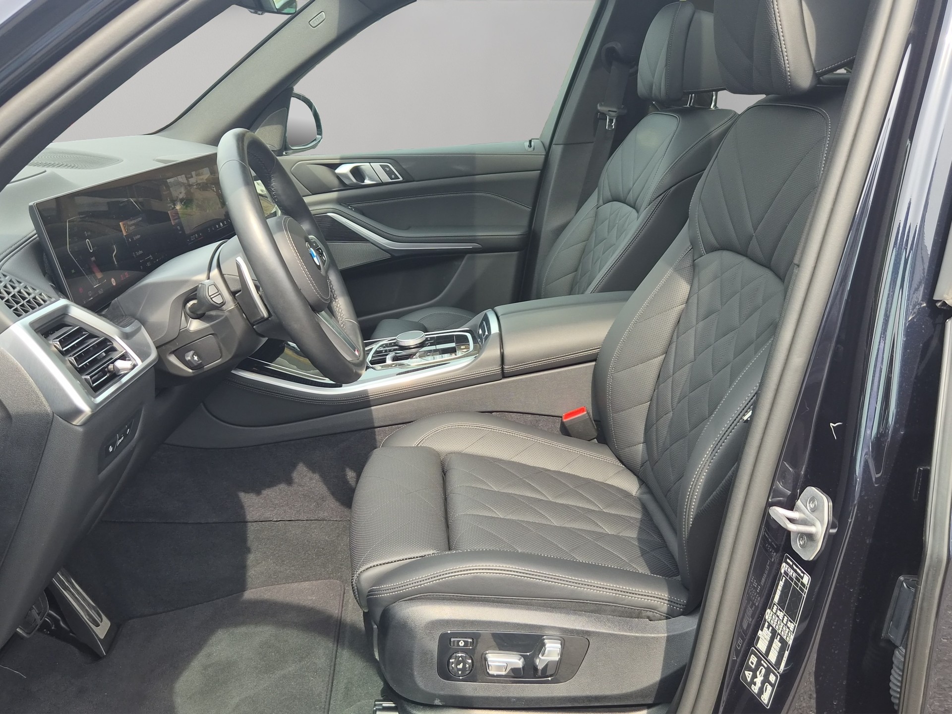 BMW X5 xDrive 48V 30d M Sport Steptronic-image-10