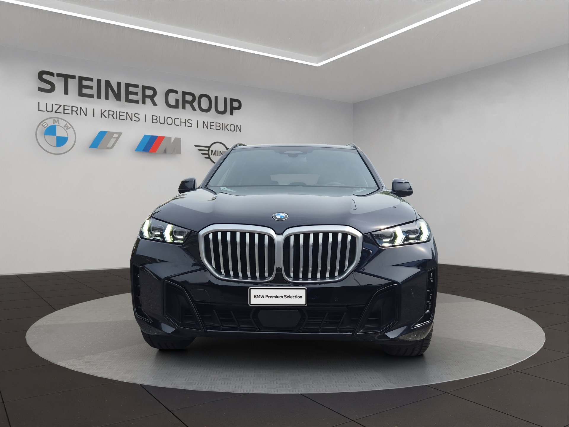 BMW X5 xDrive 48V 30d M Sport Steptronic-showroom-element-1