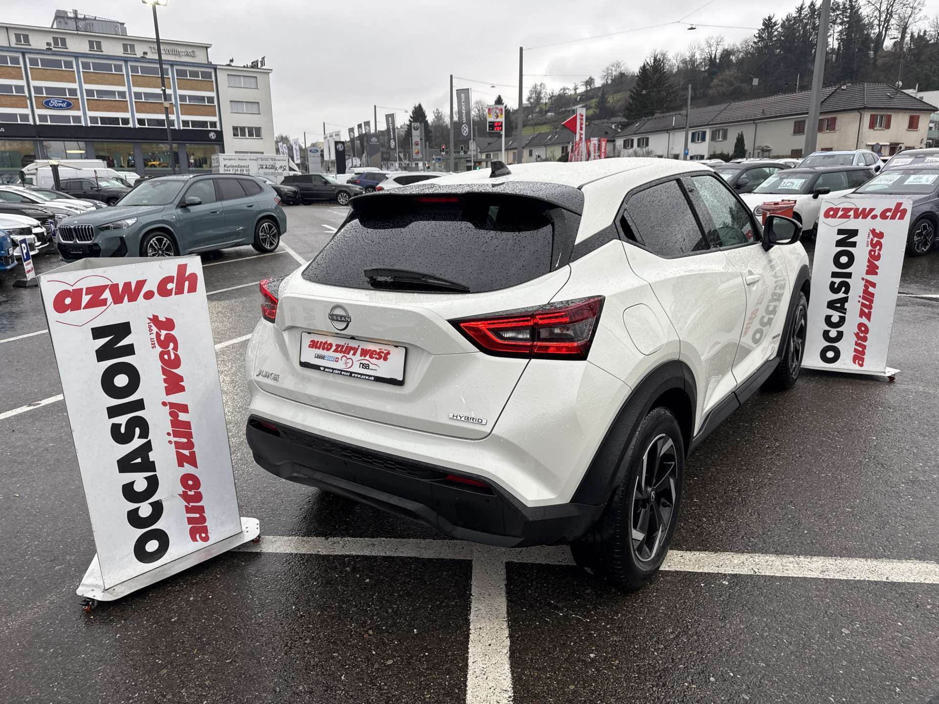 NISSAN Juke 1.6 FHEV Hybrid N-Connecta Automat-showroom-element-2