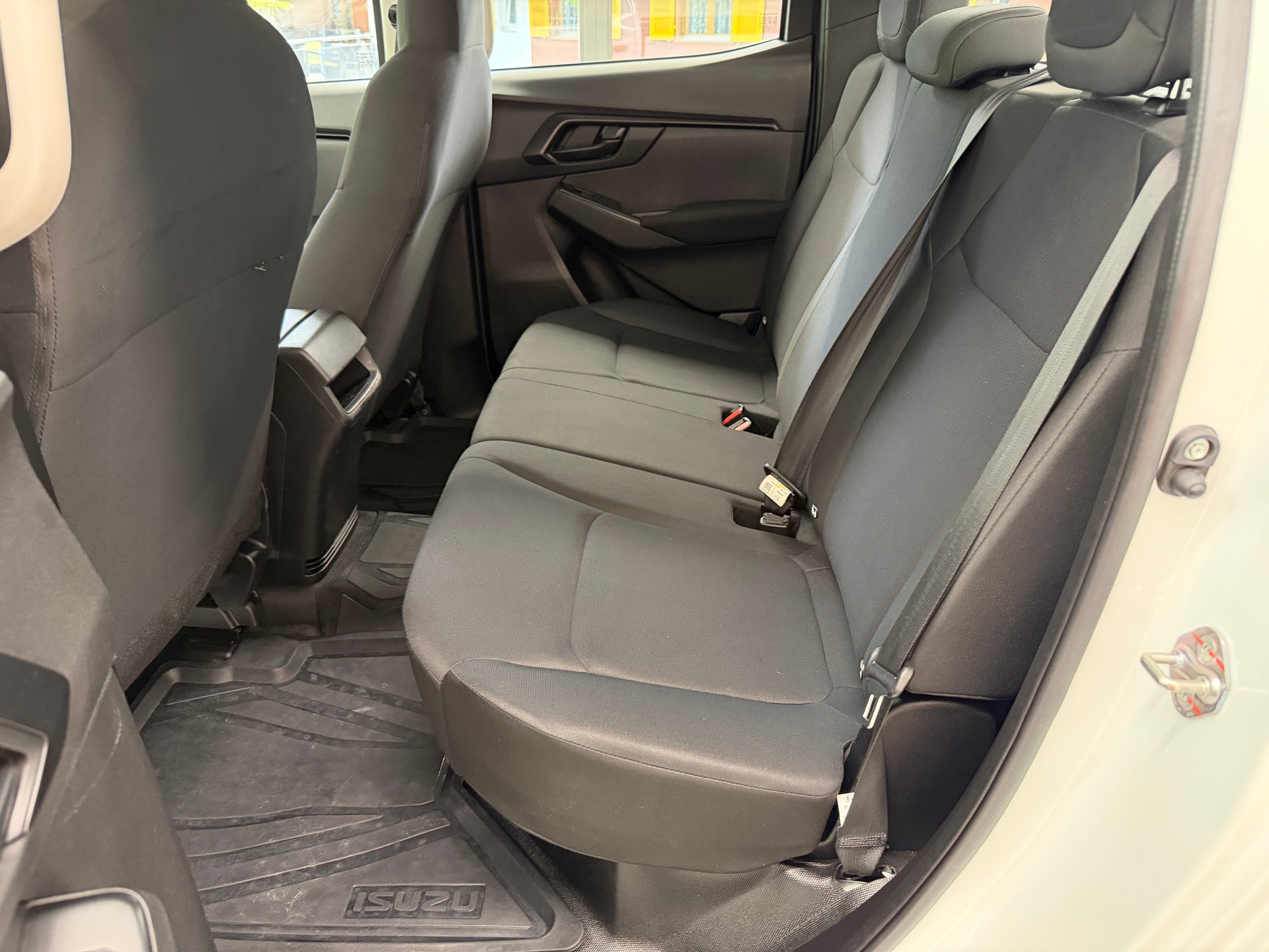 ISUZU D-MAX 1.9 CrewCab N60B 4x4 AT-image-15