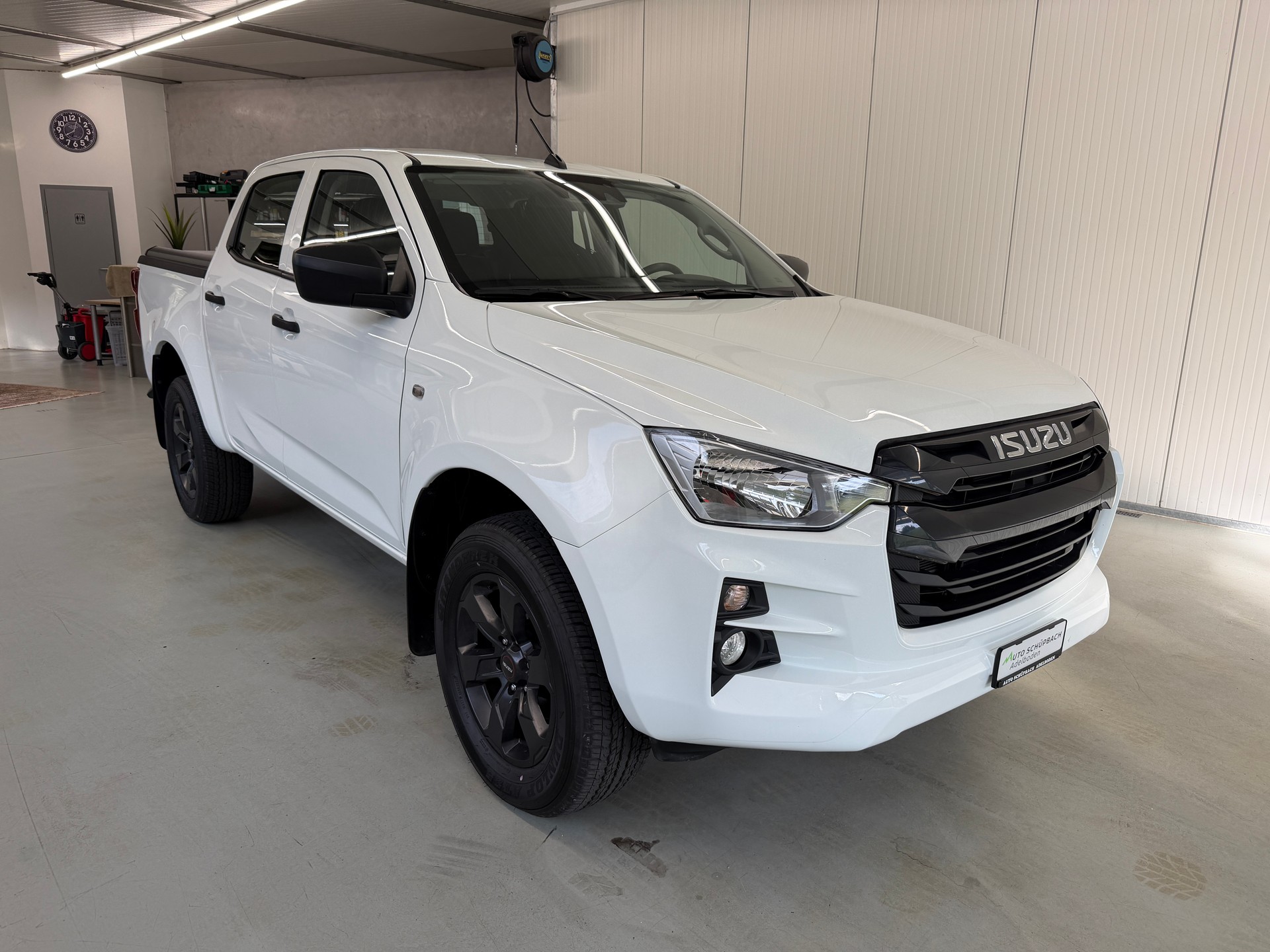 ISUZU D-MAX 1.9 CrewCab N60B 4x4 AT