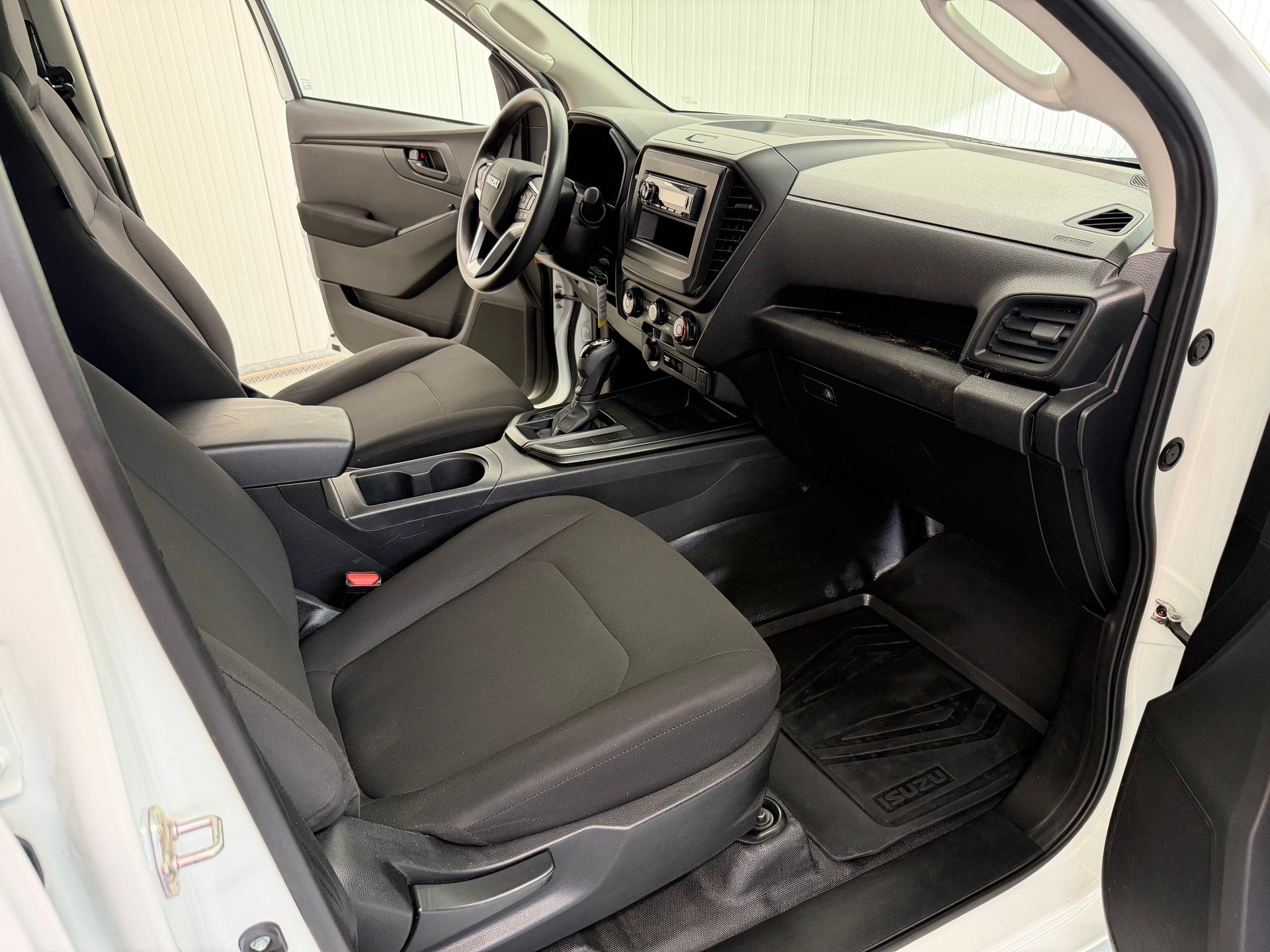 ISUZU D-MAX 1.9 CrewCab N60B 4x4 AT-image-20