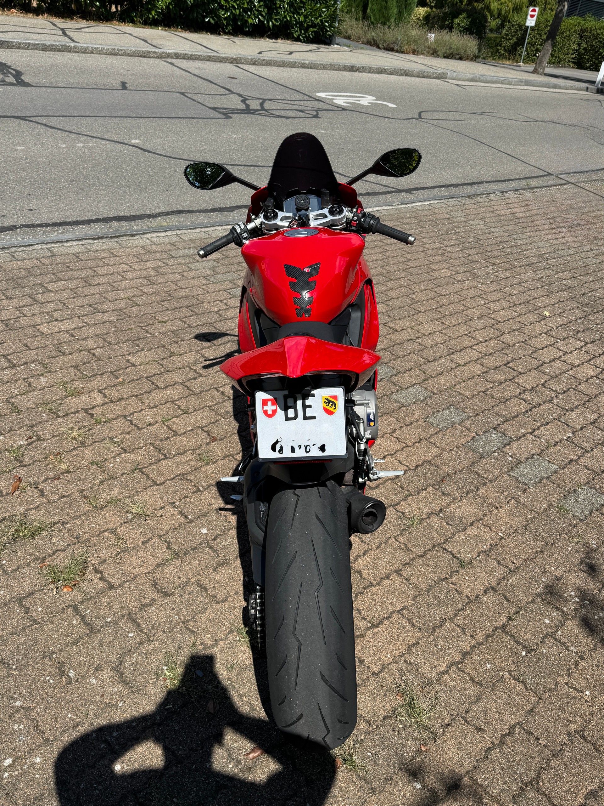 DUCATI Panigale V2-image-2