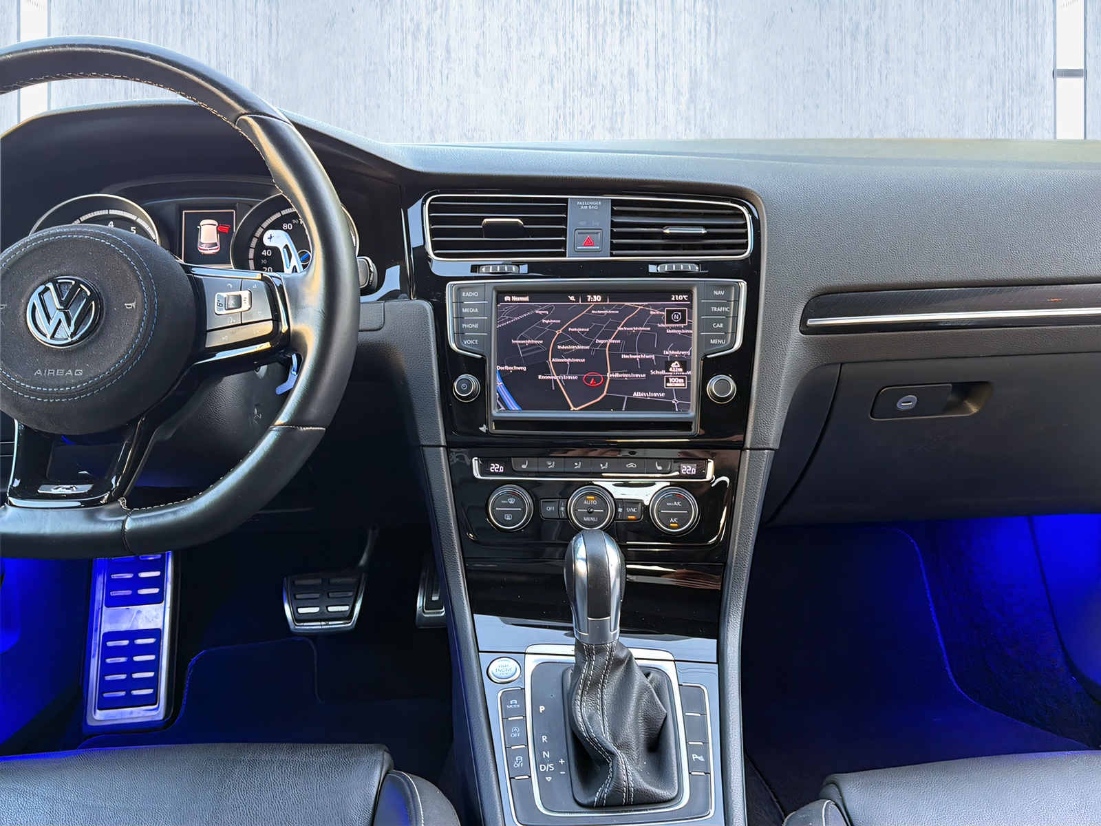 VW Golf 2.0 TSI R 4Motion DSG ABT-image-14