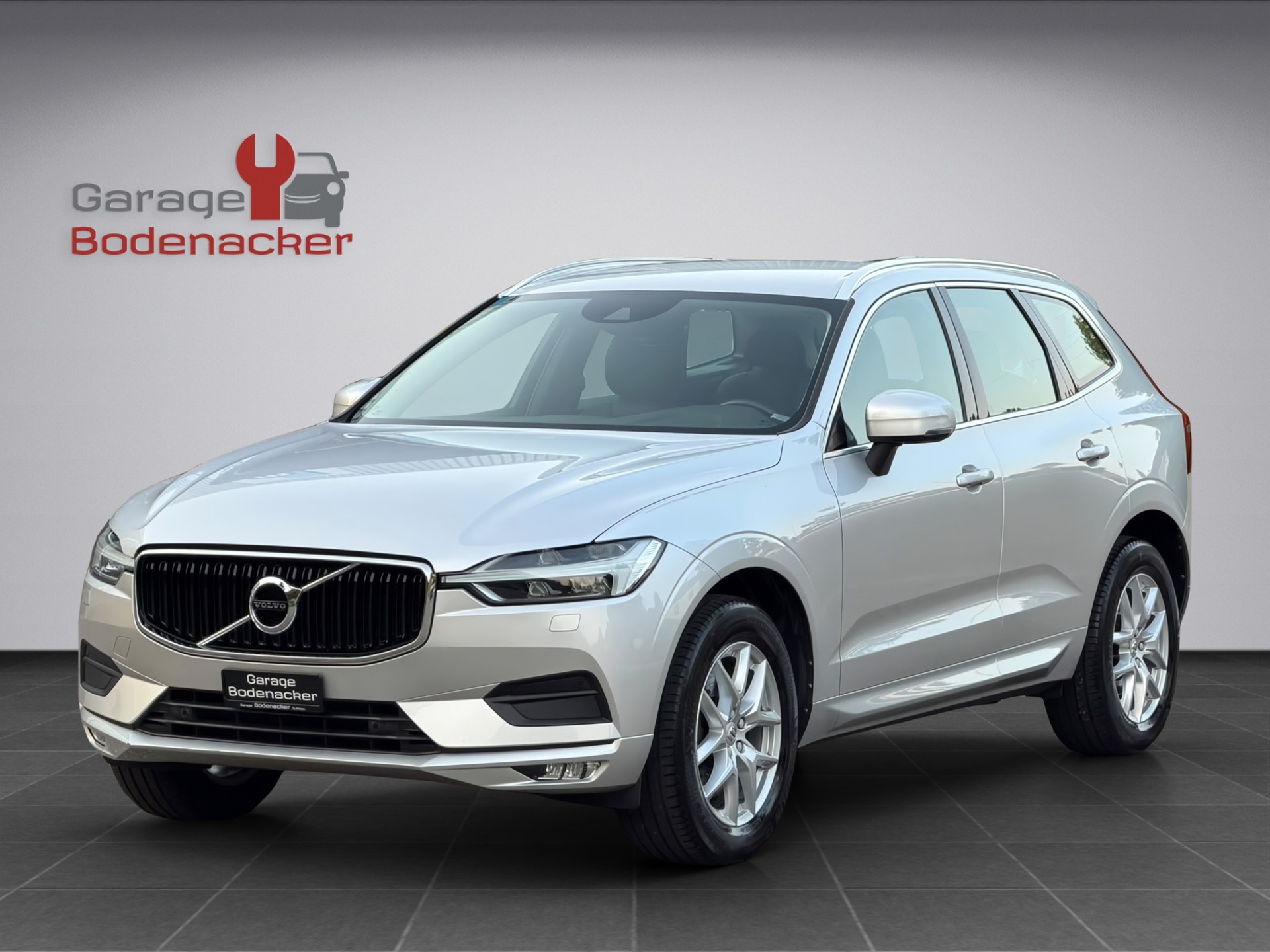 VOLVO XC60 D4 AWD Momentum Geartronic * 190PS *-showroom-element-1