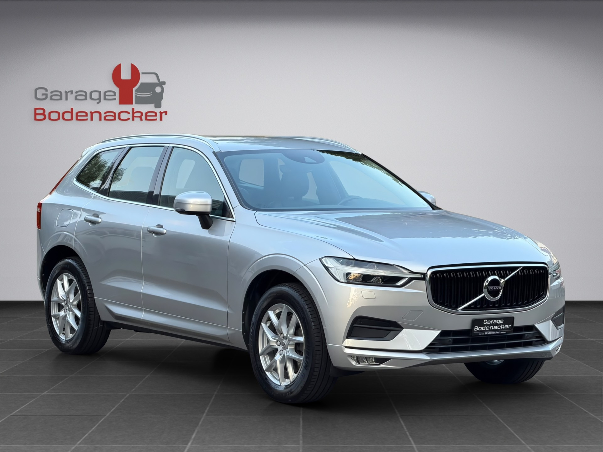 VOLVO XC60 D4 AWD Momentum Geartronic * 190PS *-image-6