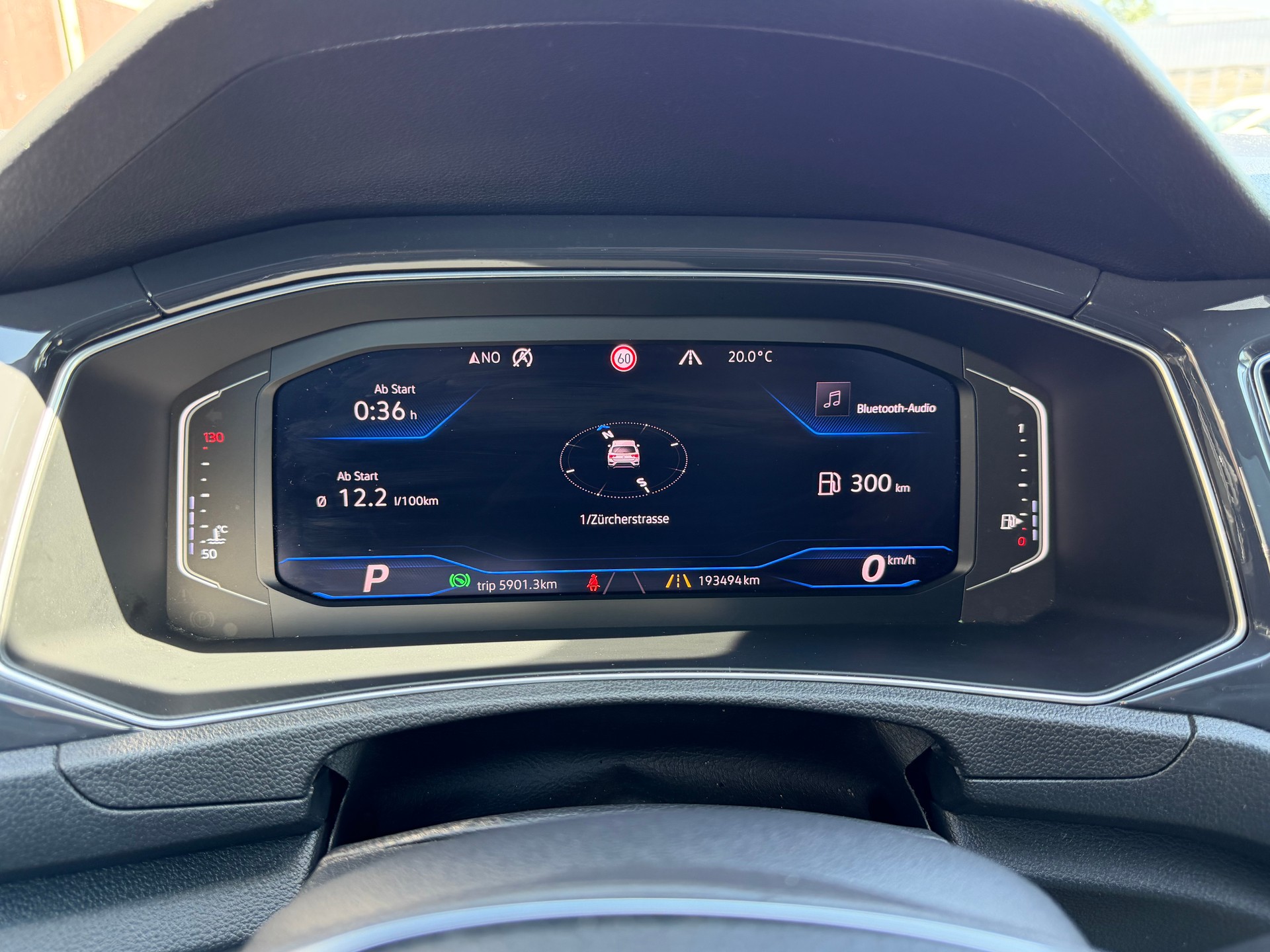VW T-Roc 2.0 TDI SCR Sport DSG 4Motion-image-12