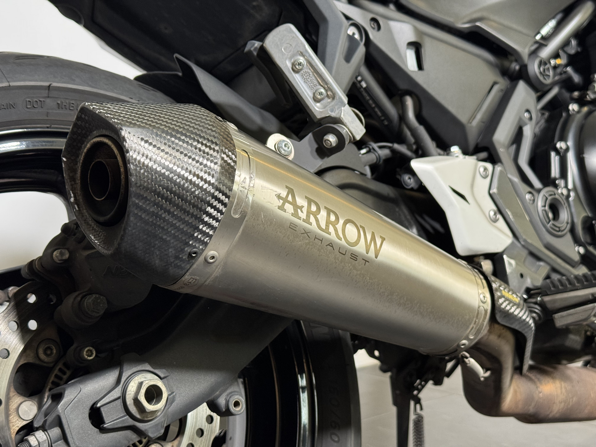 KAWASAKI Z 650-showroom-element-3