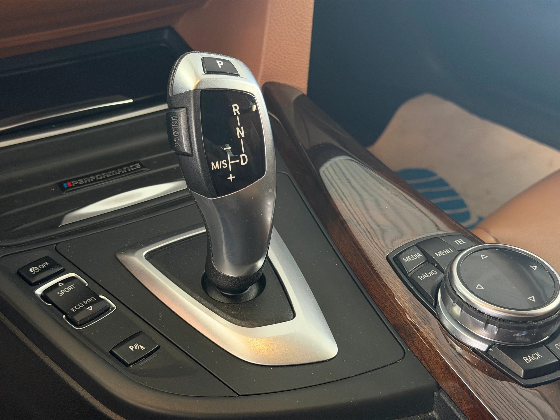 BMW 328i GT xDrive Luxury Line Steptronic | CH-Auto | Frisch MFK |-image-14